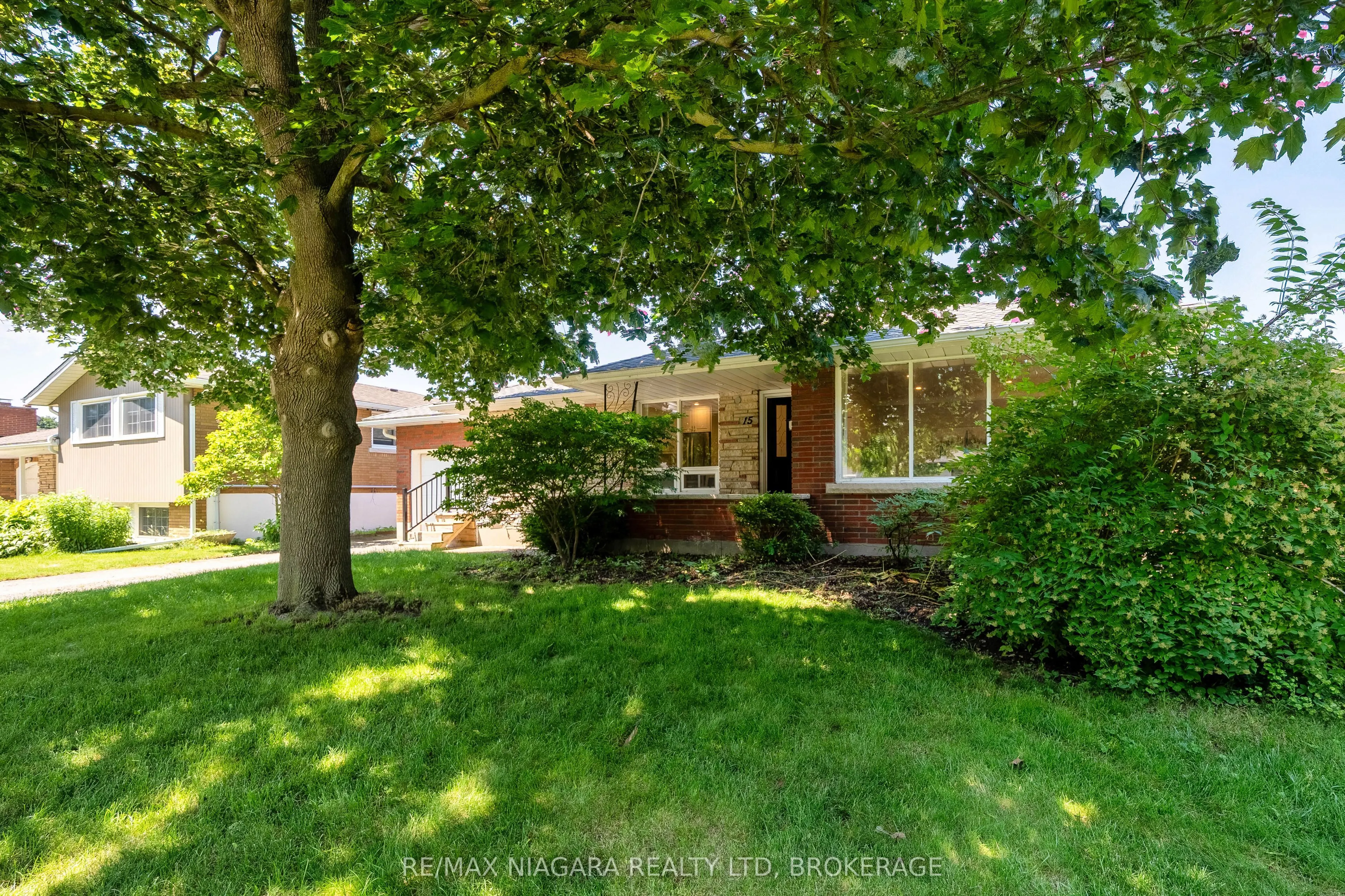 15 Springbank Drive