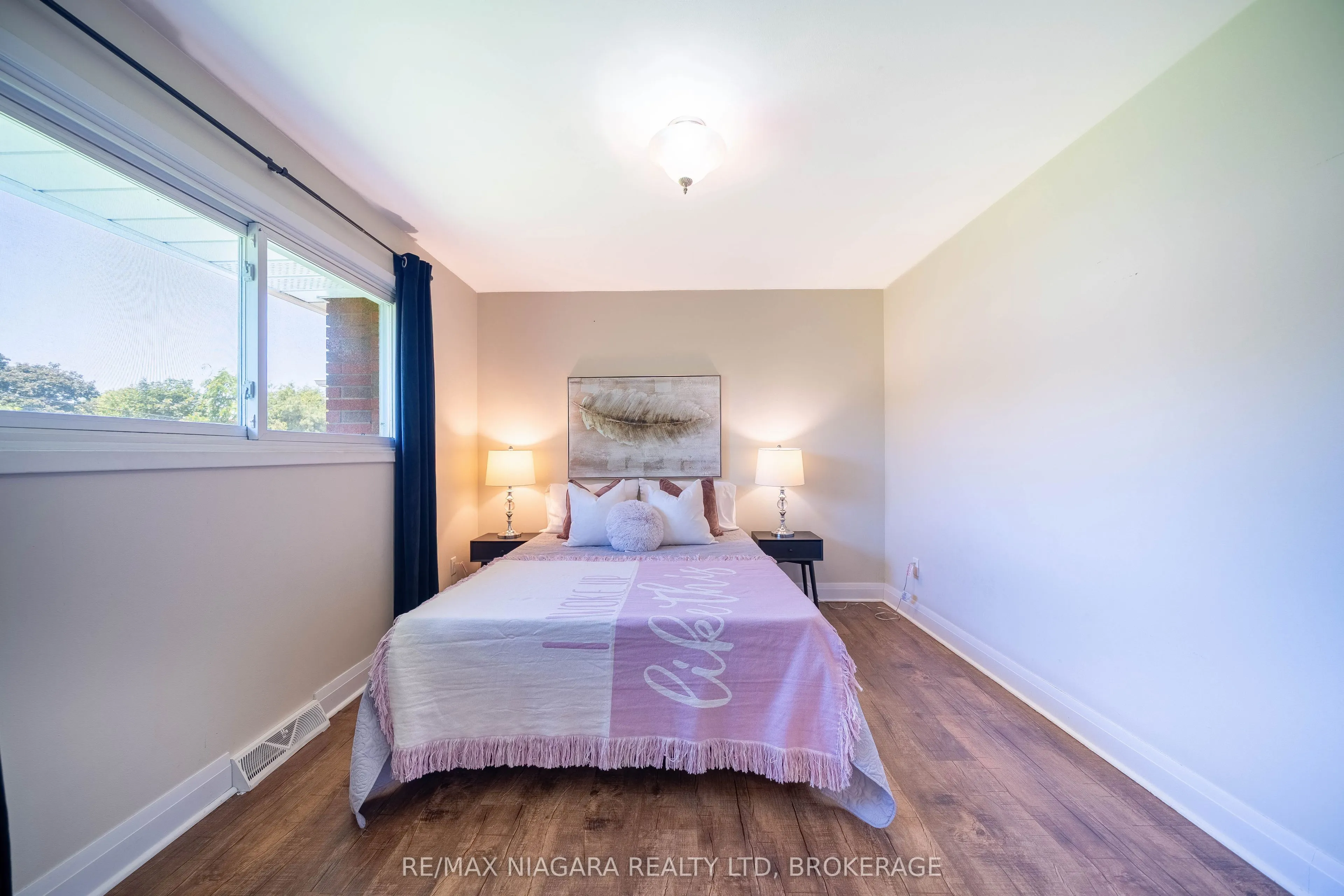 15 Springbank Drive