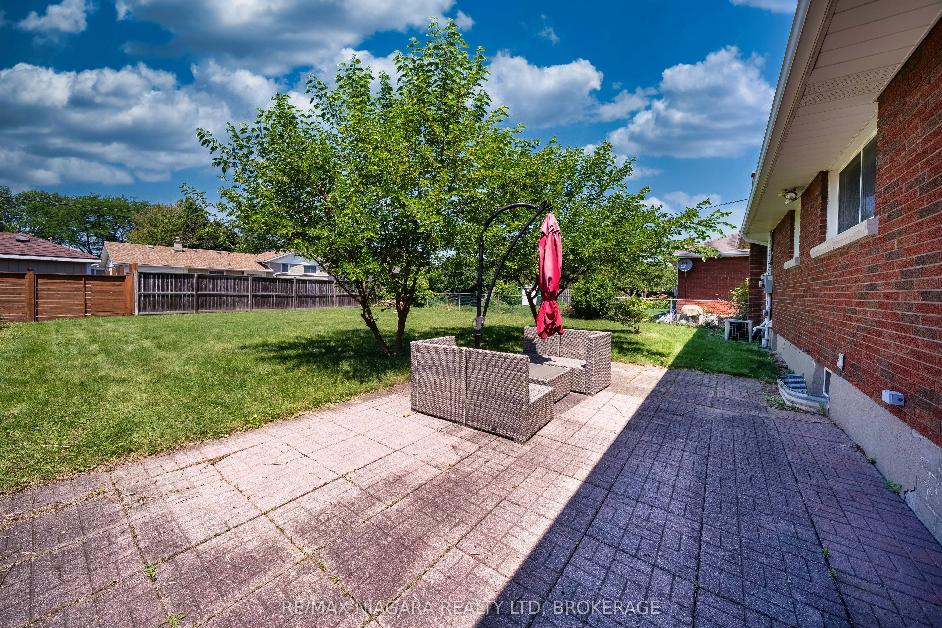 15 Springbank Drive
