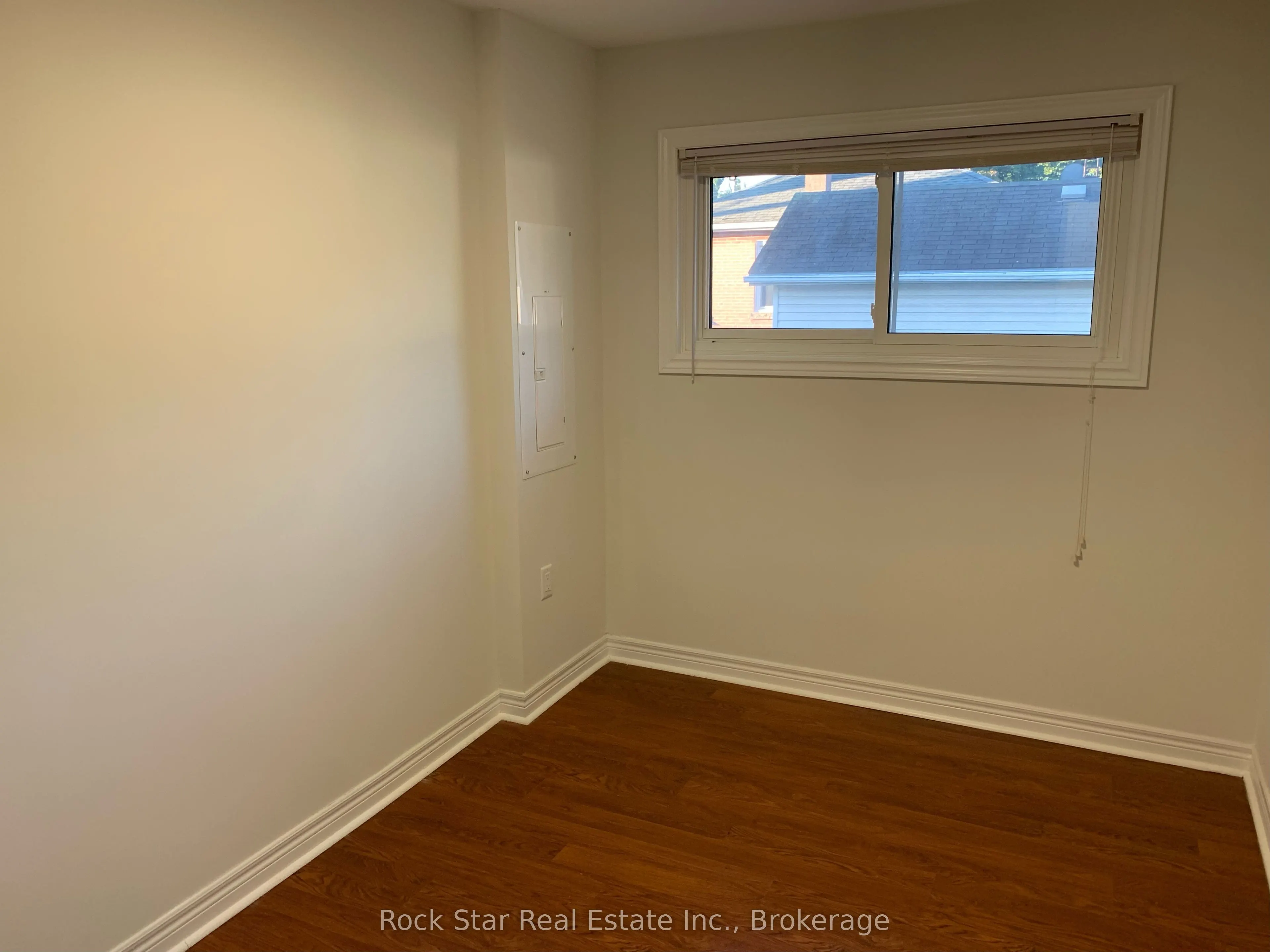 10 Viceroy Court #Upper