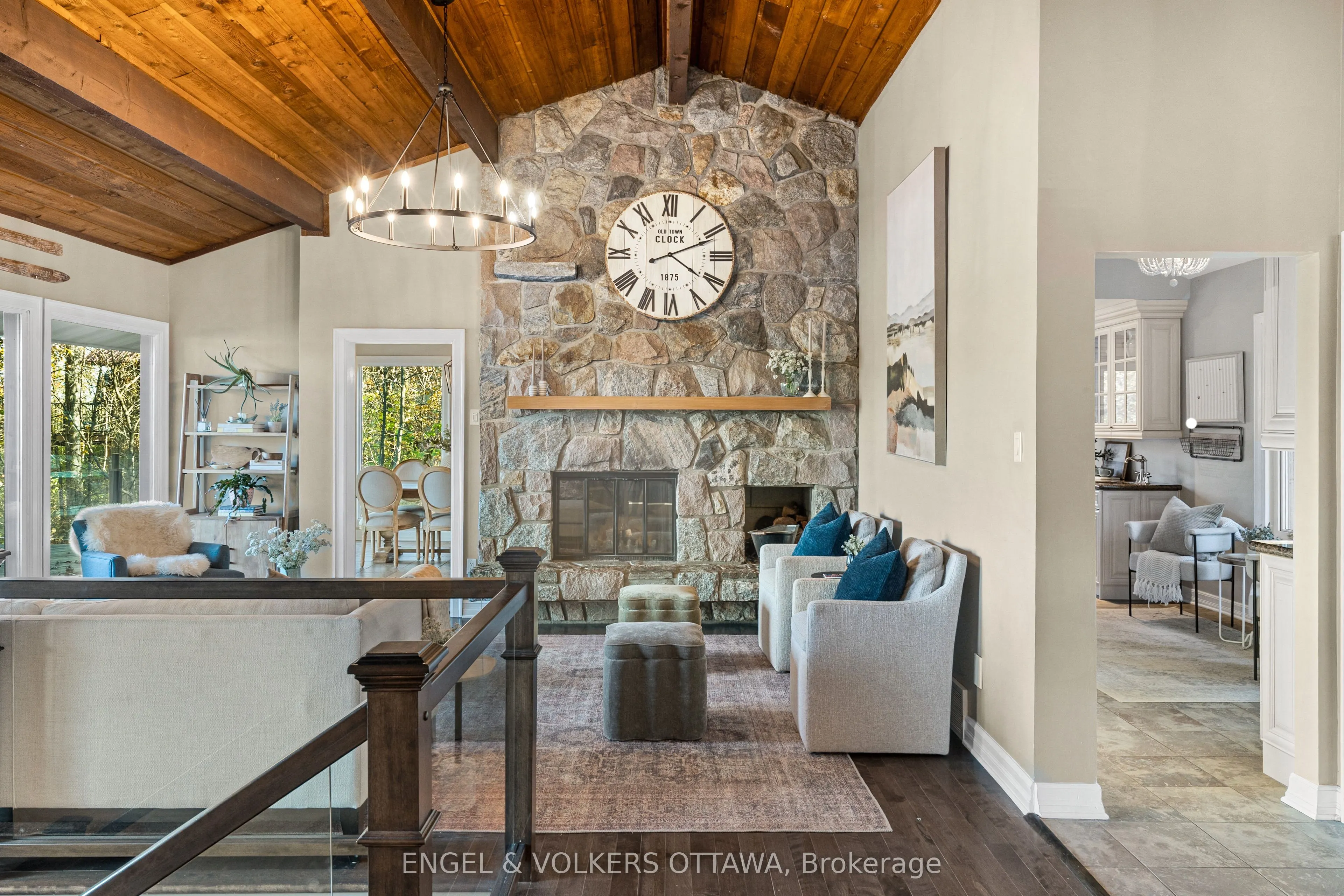 1073 Island View Drive