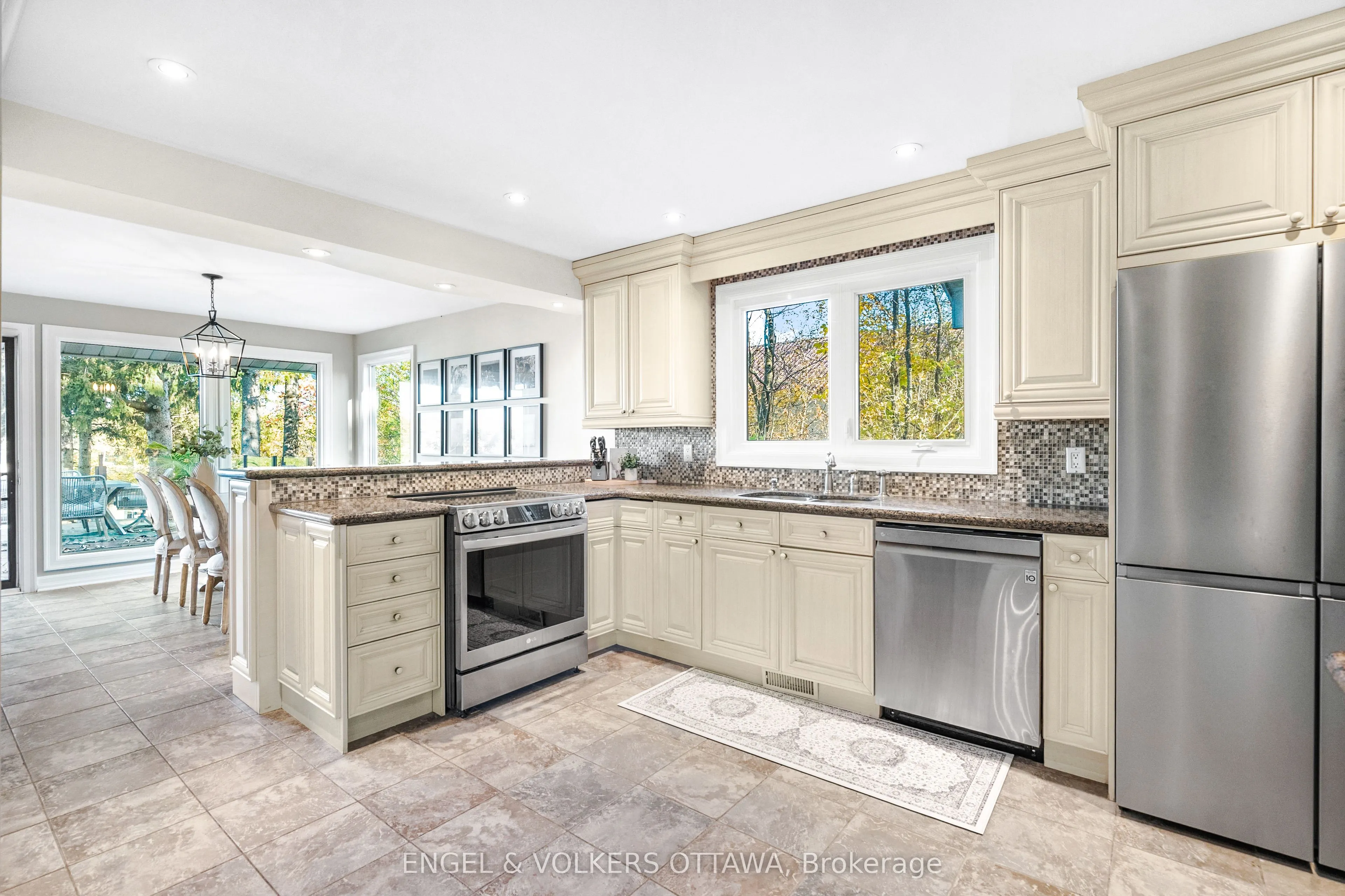 1073 Island View Drive