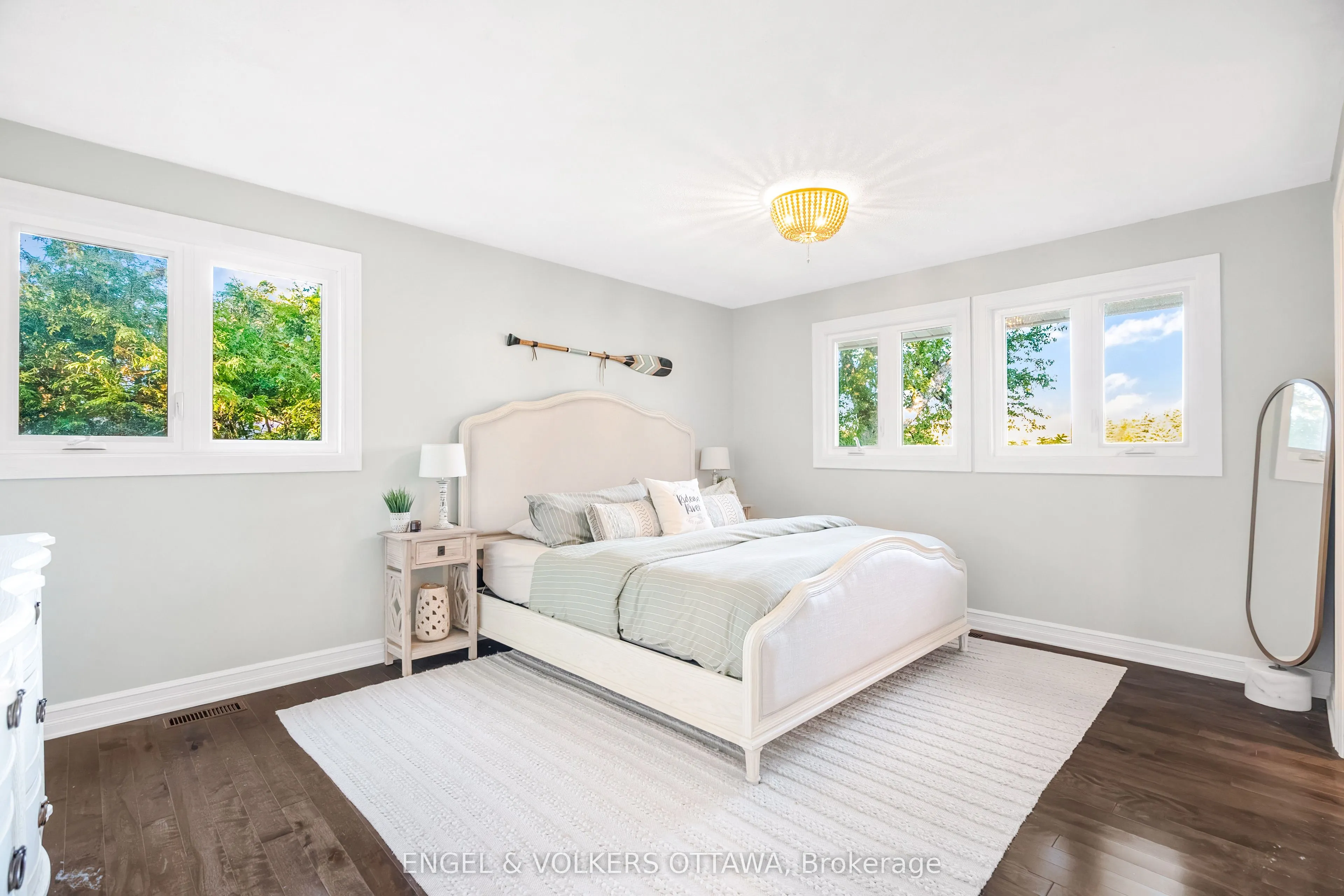 1073 Island View Drive