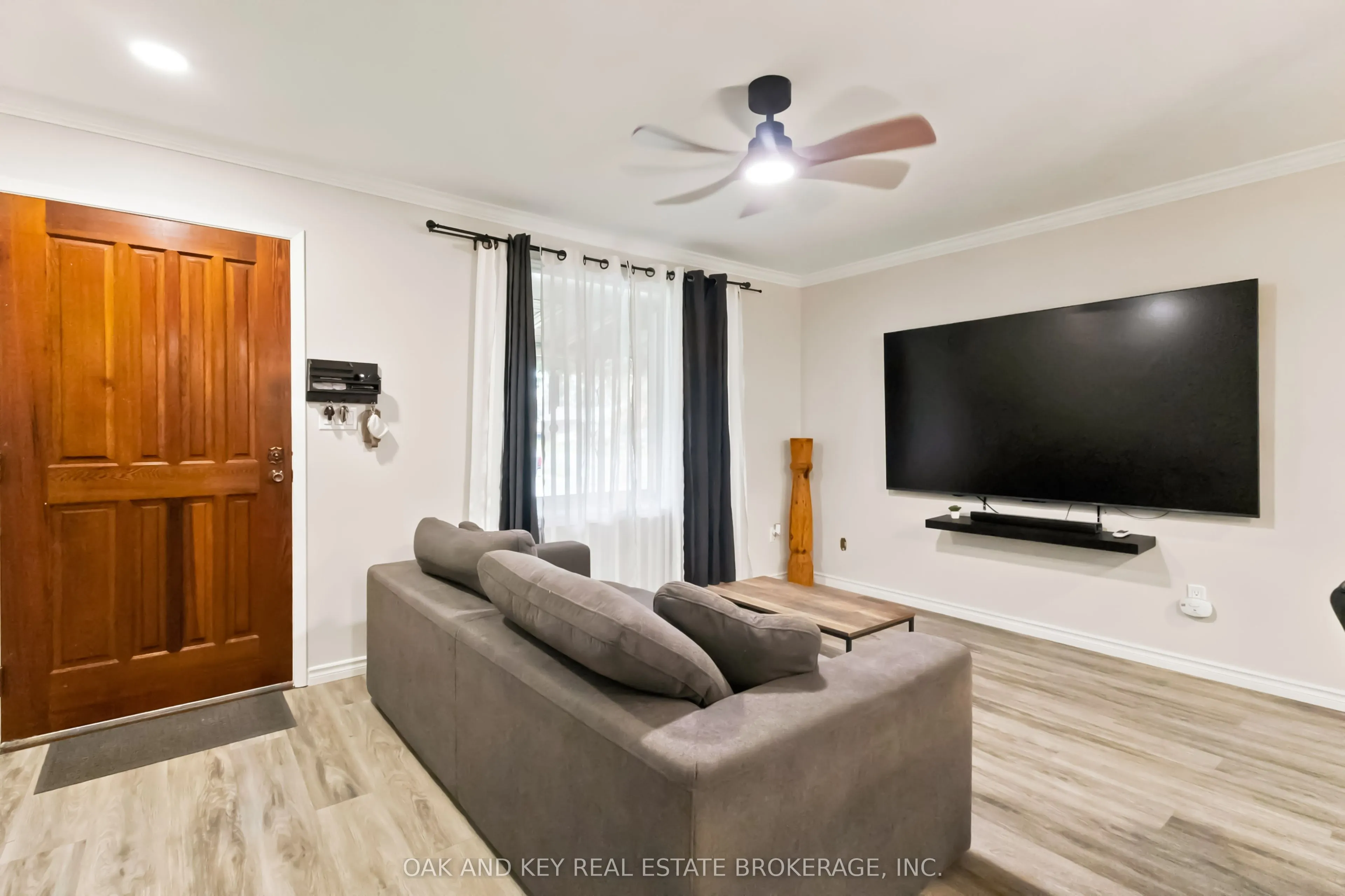 1 Vanier Place