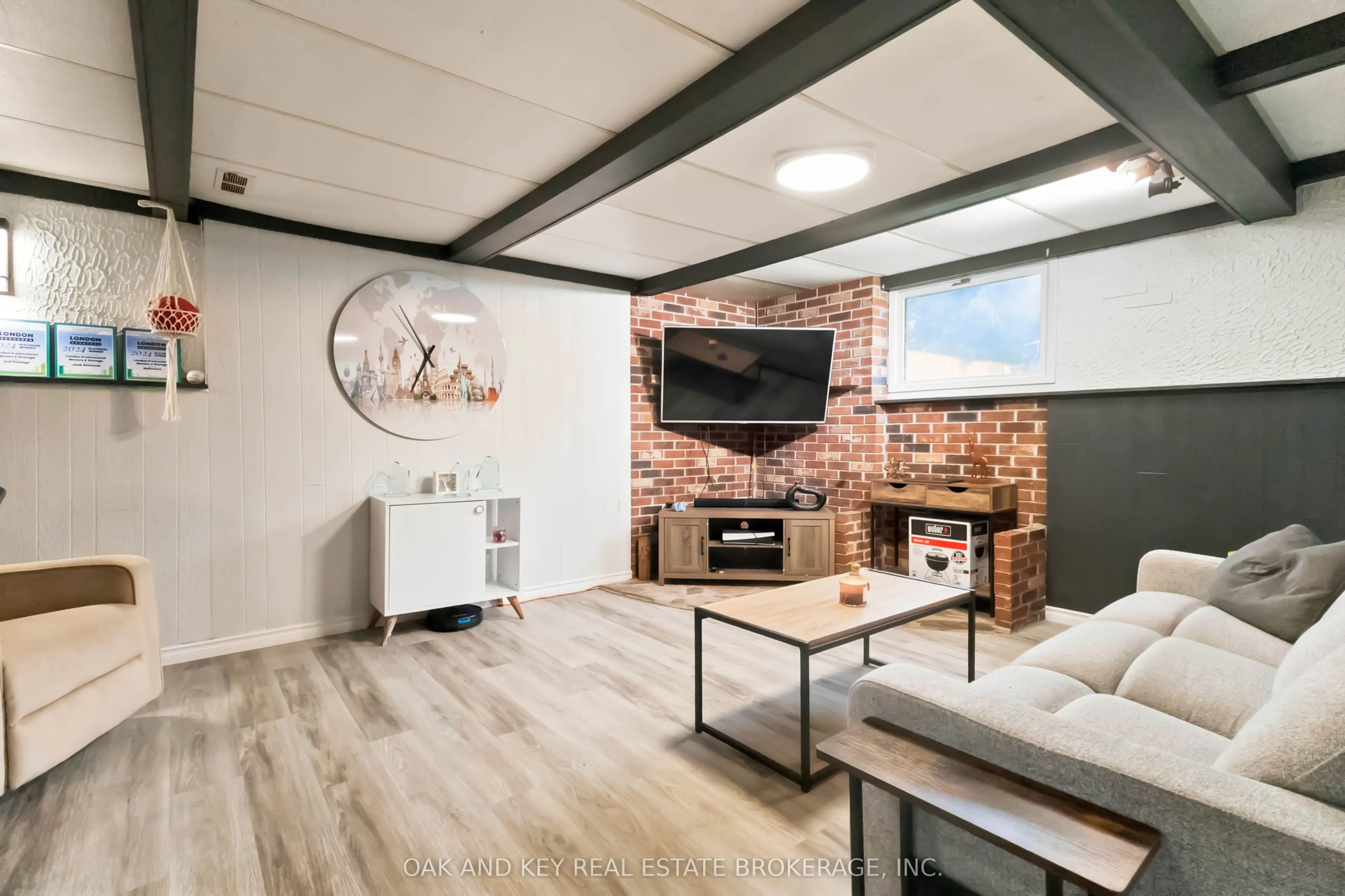 1 Vanier Place