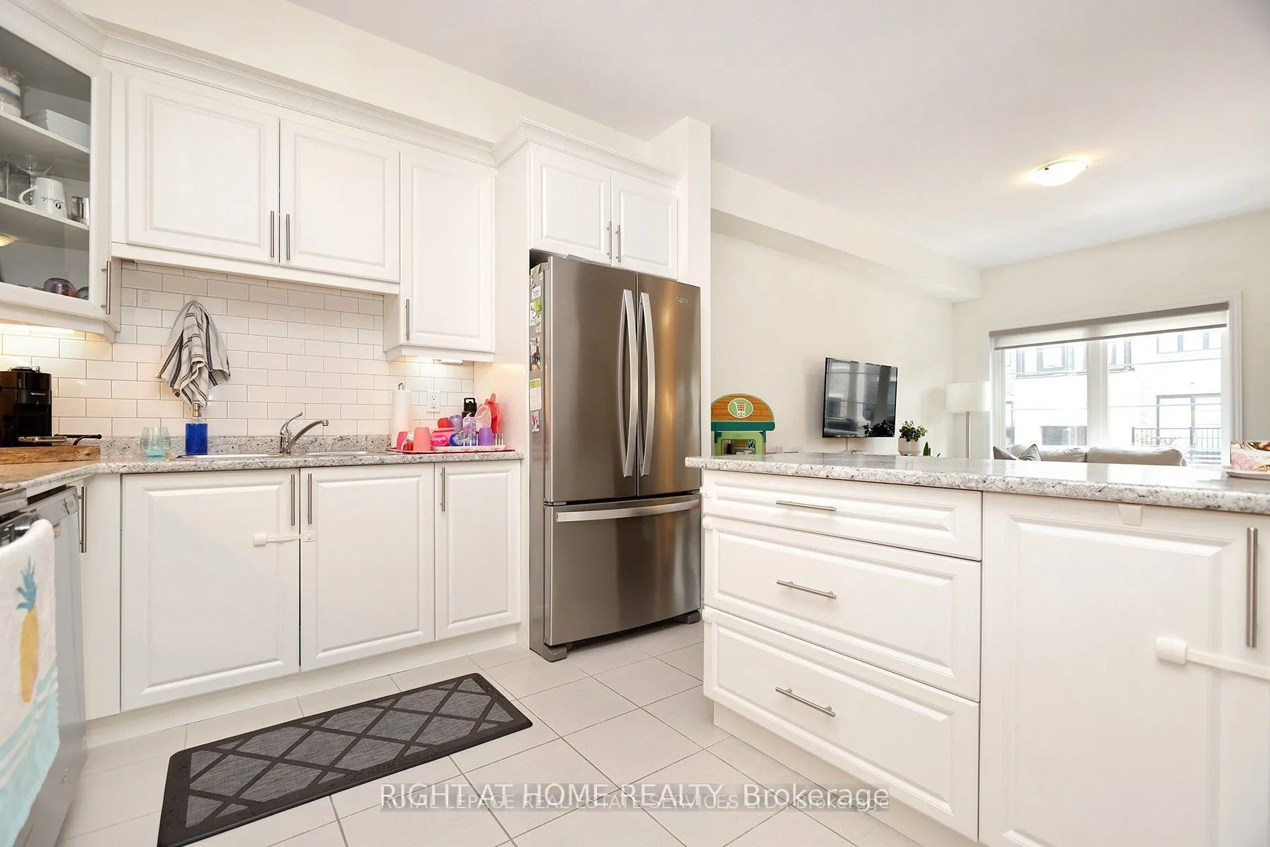 383 Dundas Street E #40