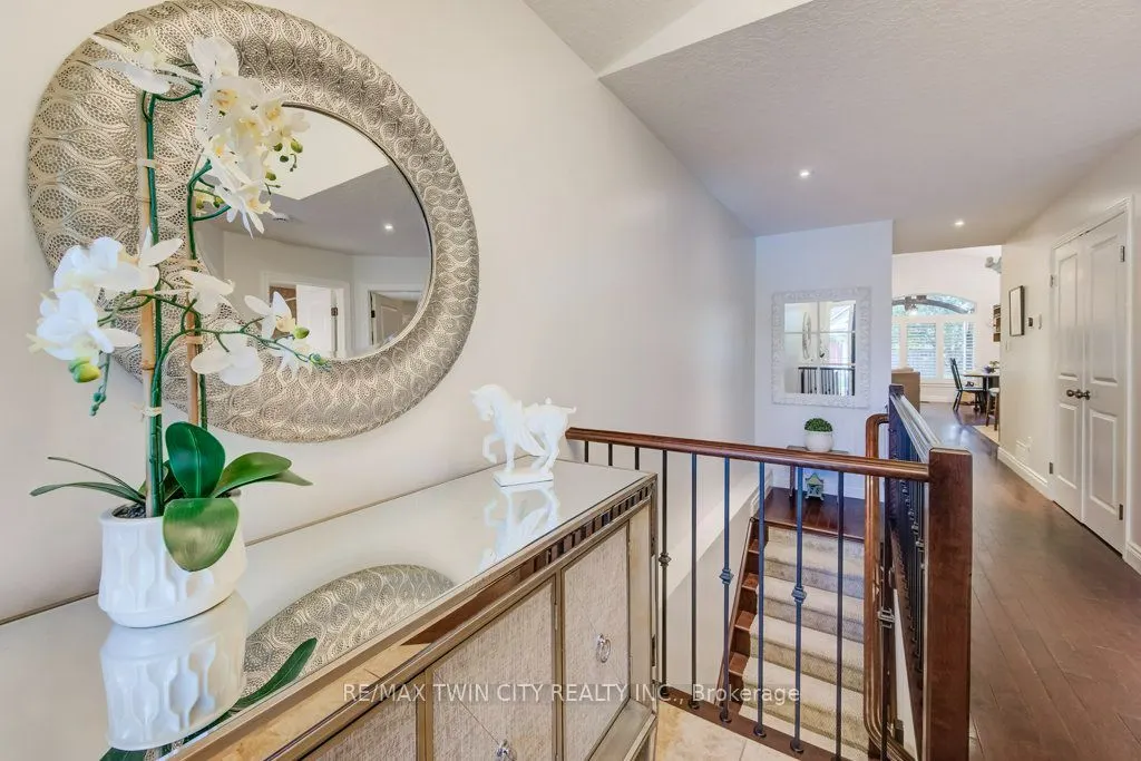 27 Coral Gables Crescent