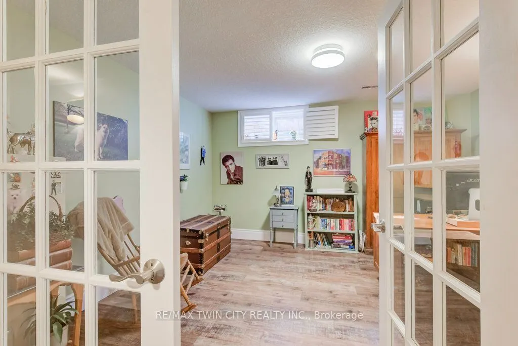 27 Coral Gables Crescent