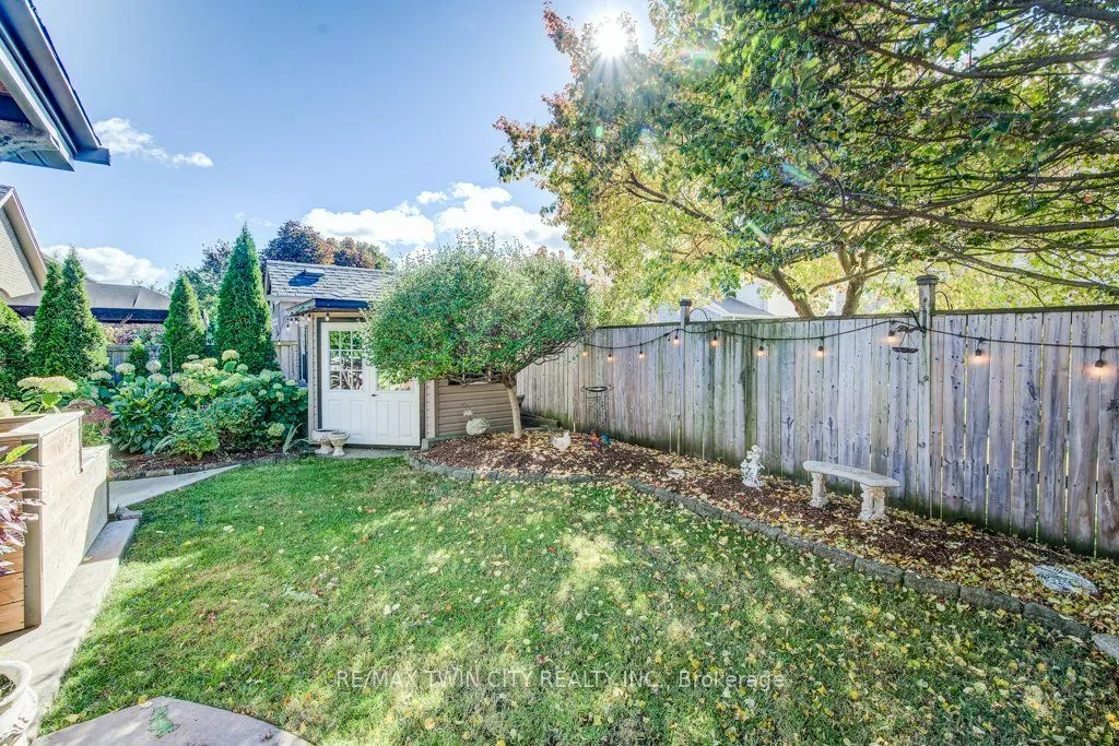 27 Coral Gables Crescent