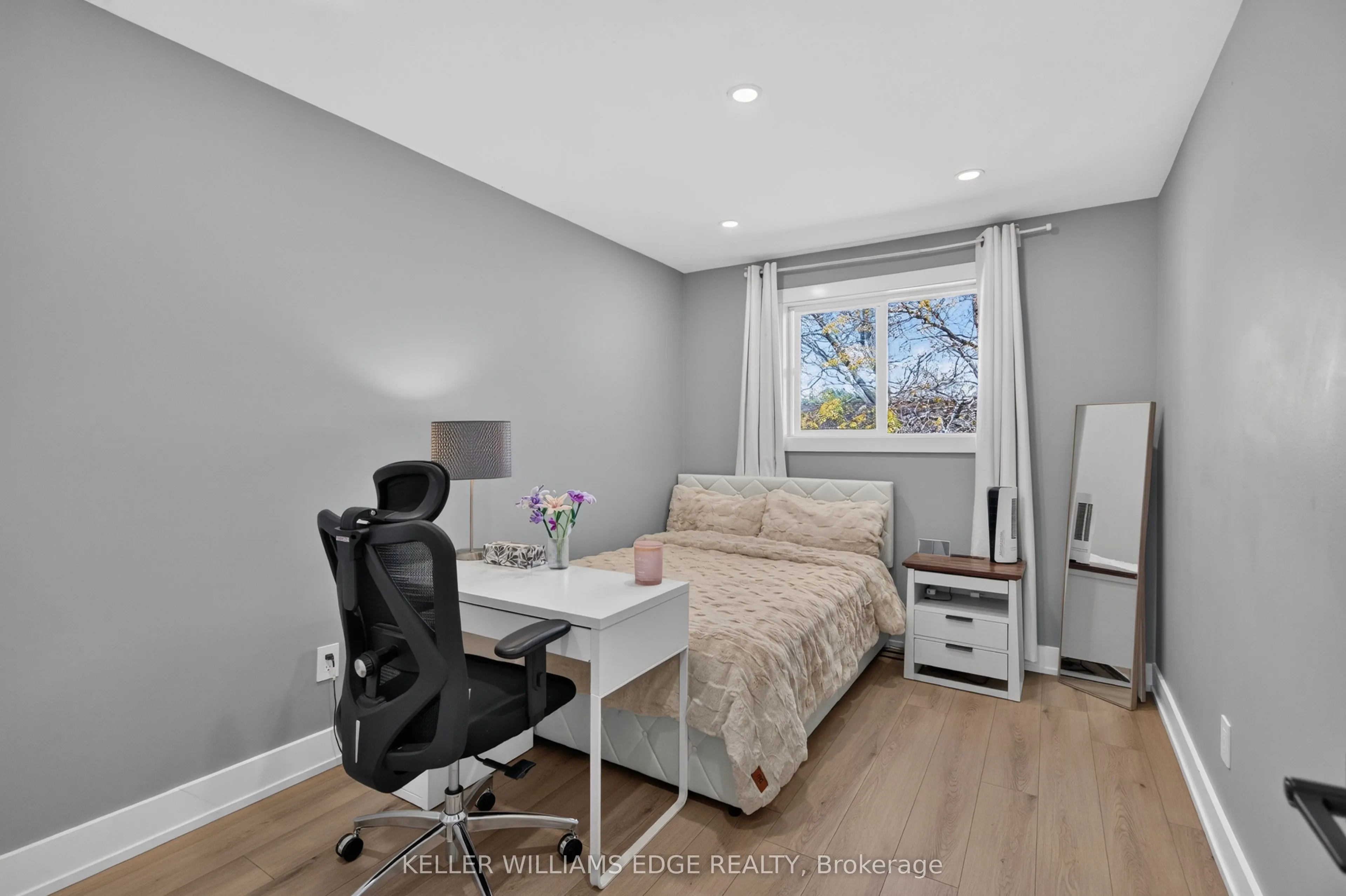 149 Essling Avenue