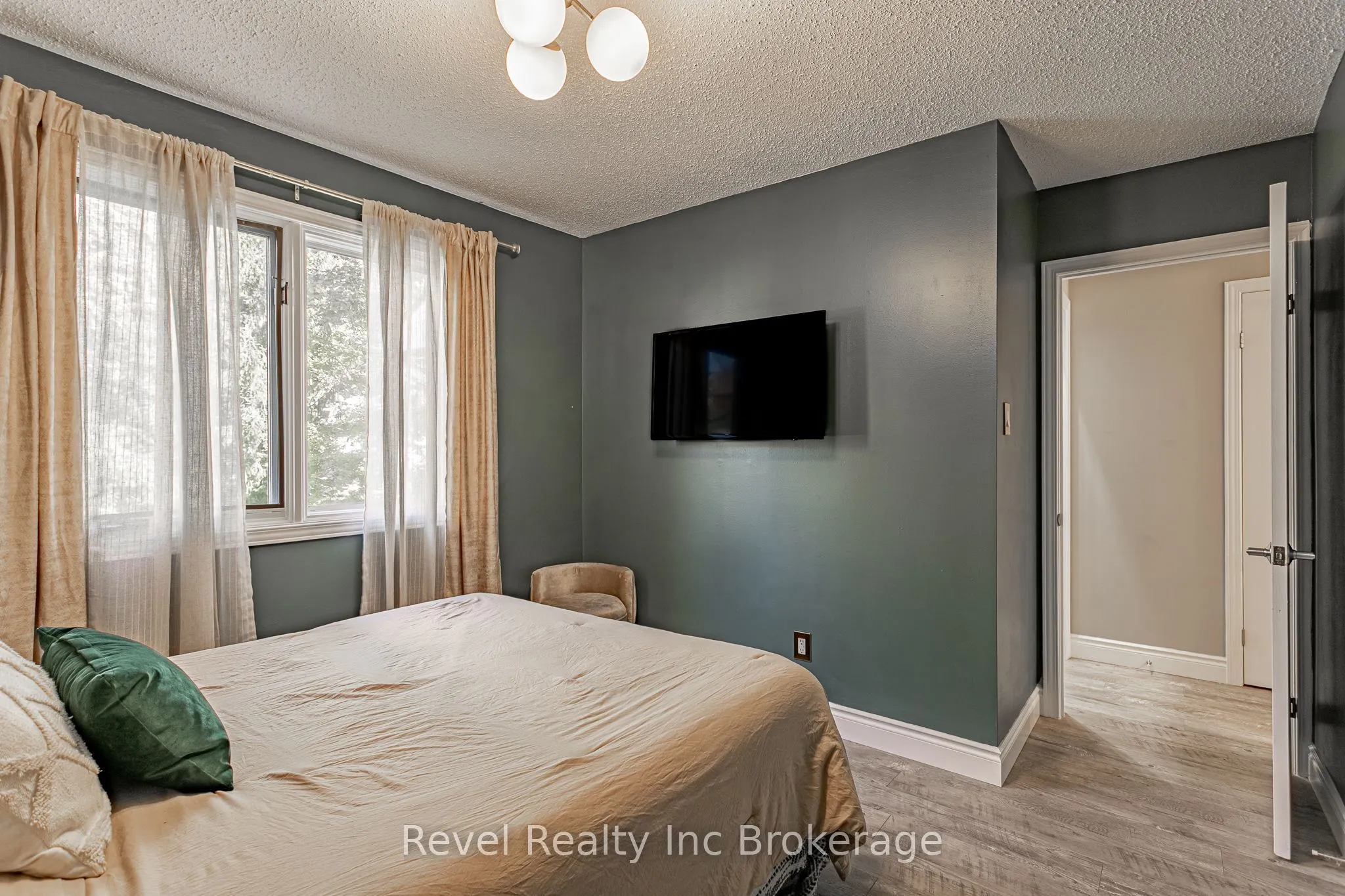 9 Ailsa Place #11