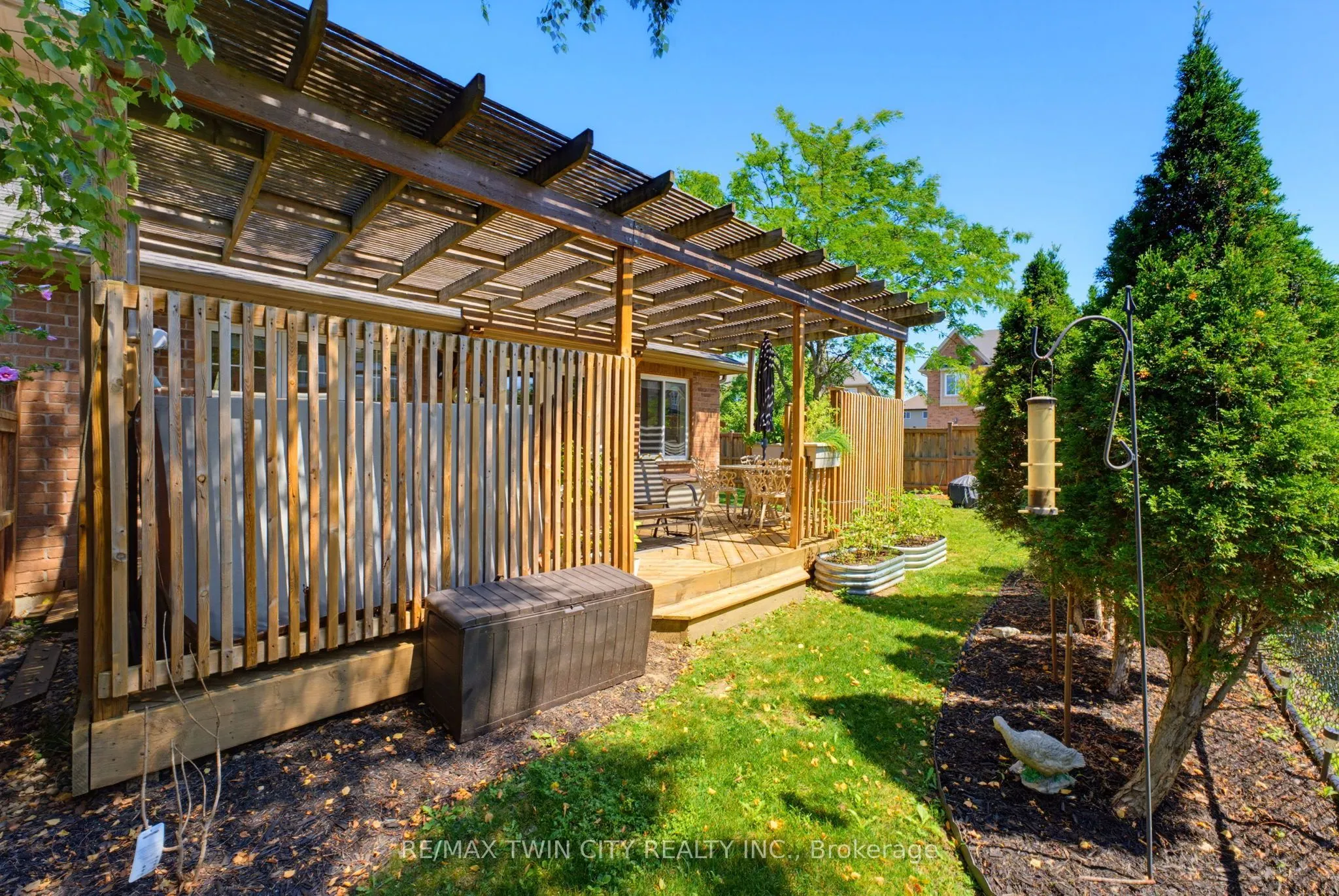 934 Zeller Crescent