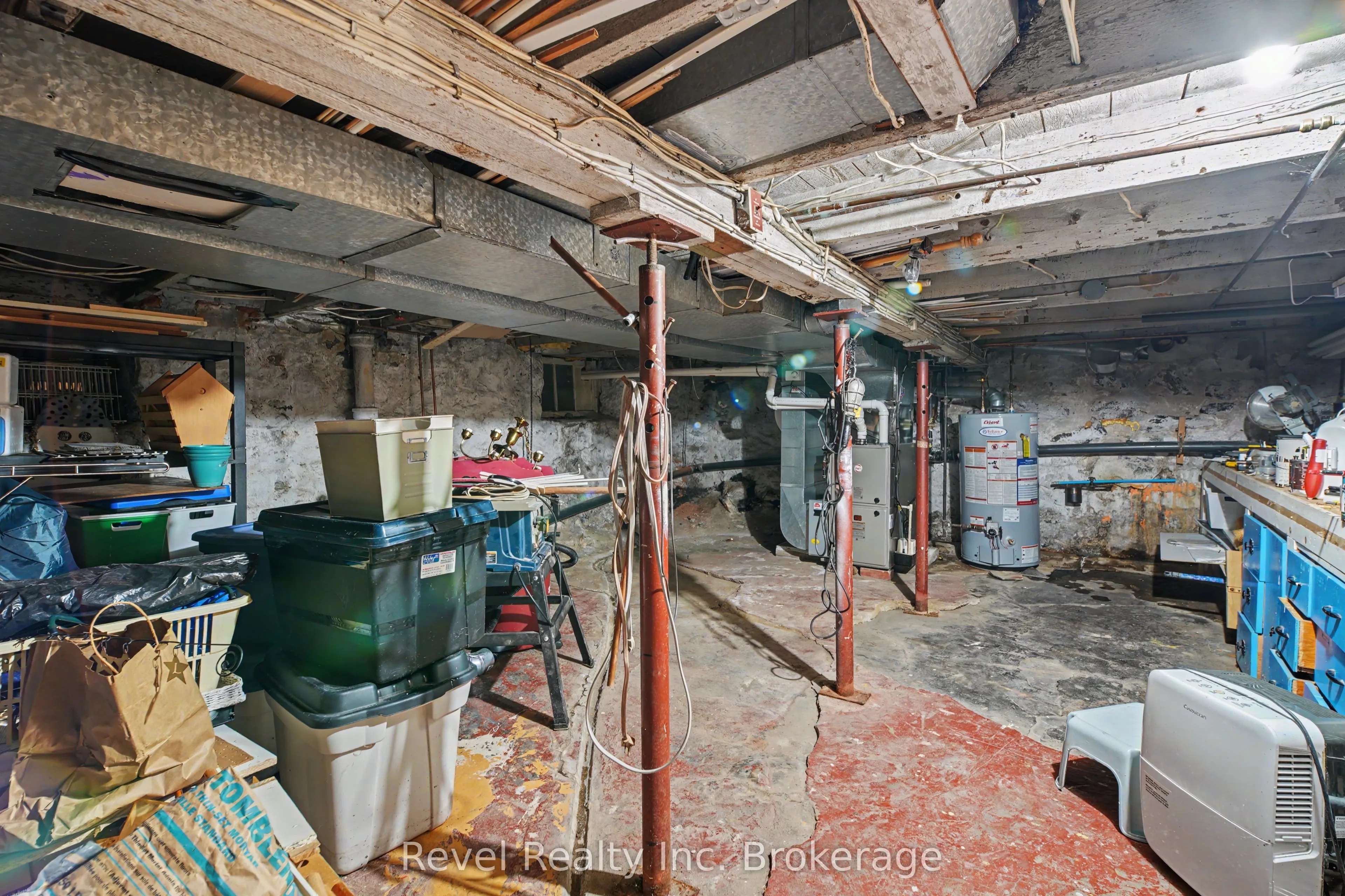 220 First Avenue E