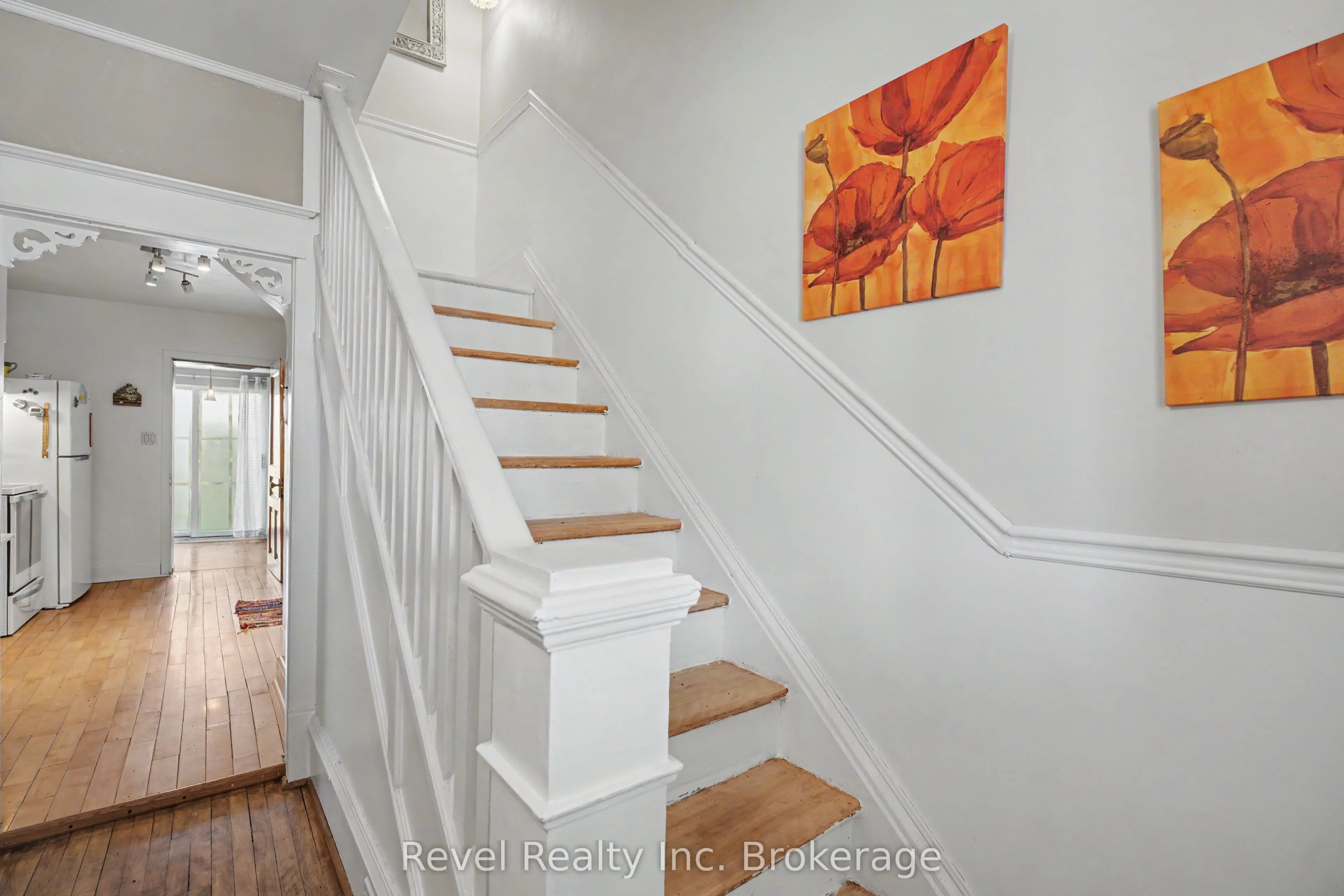 220 First Avenue E