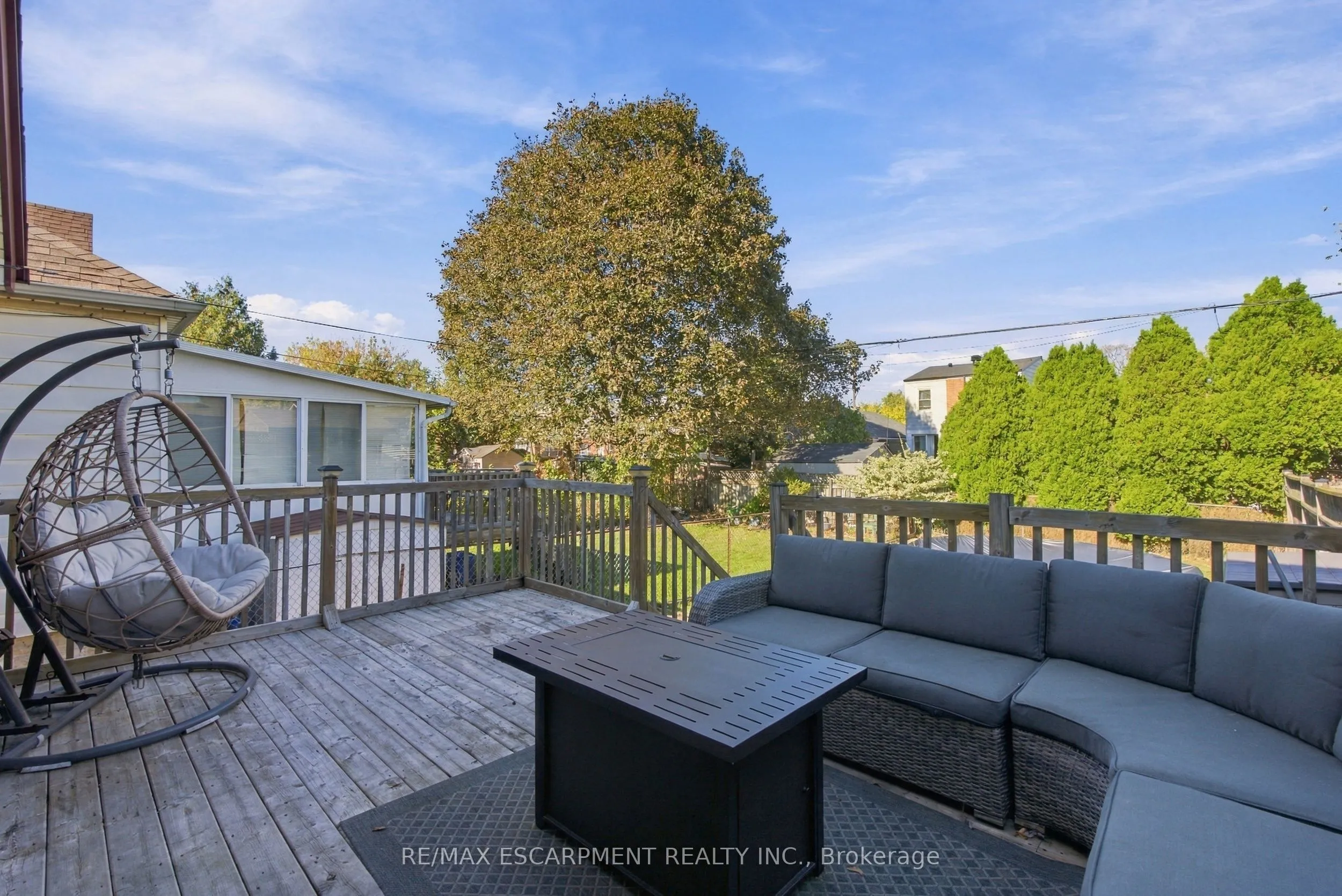 153 Albany Avenue