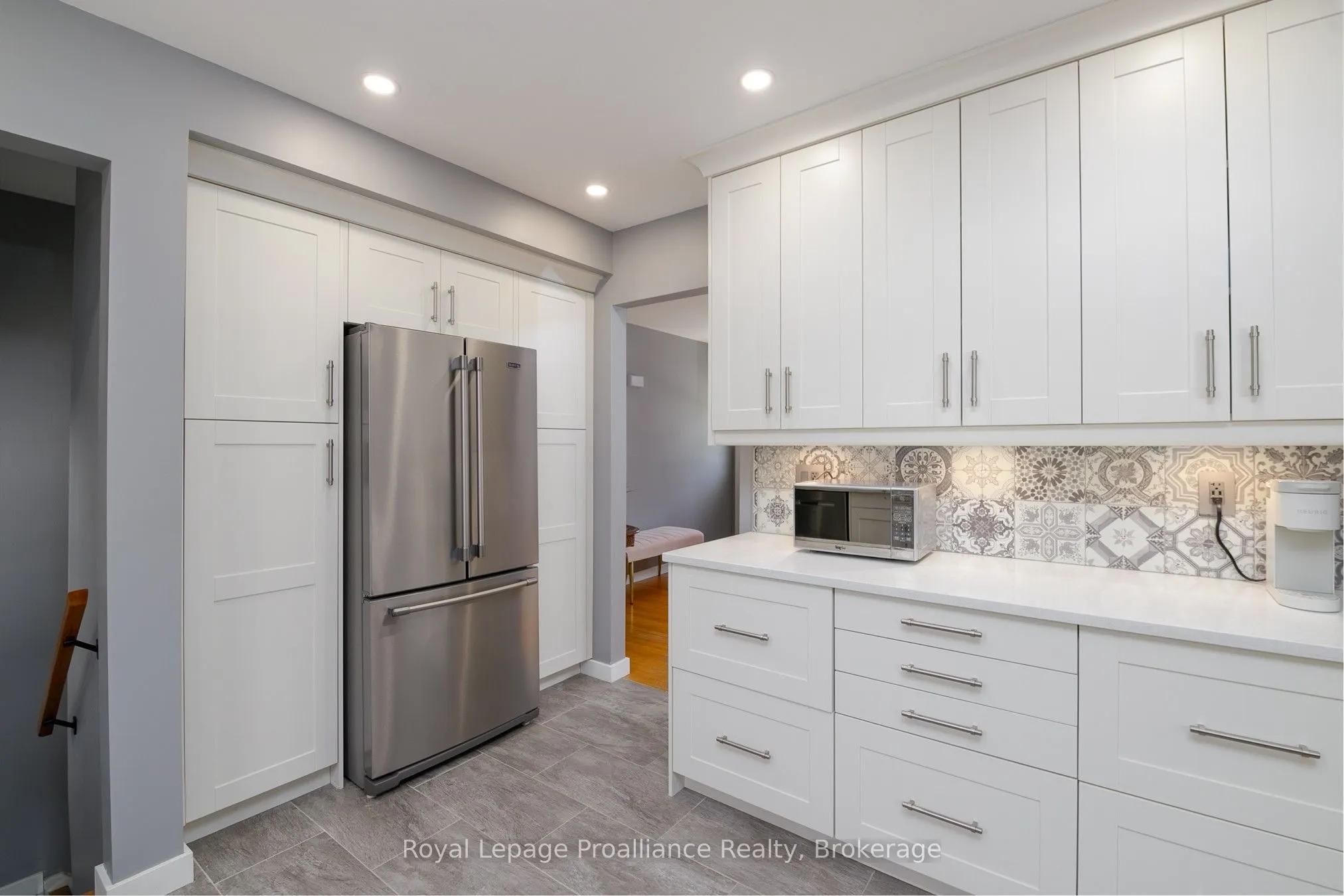 112 Prospect Hill