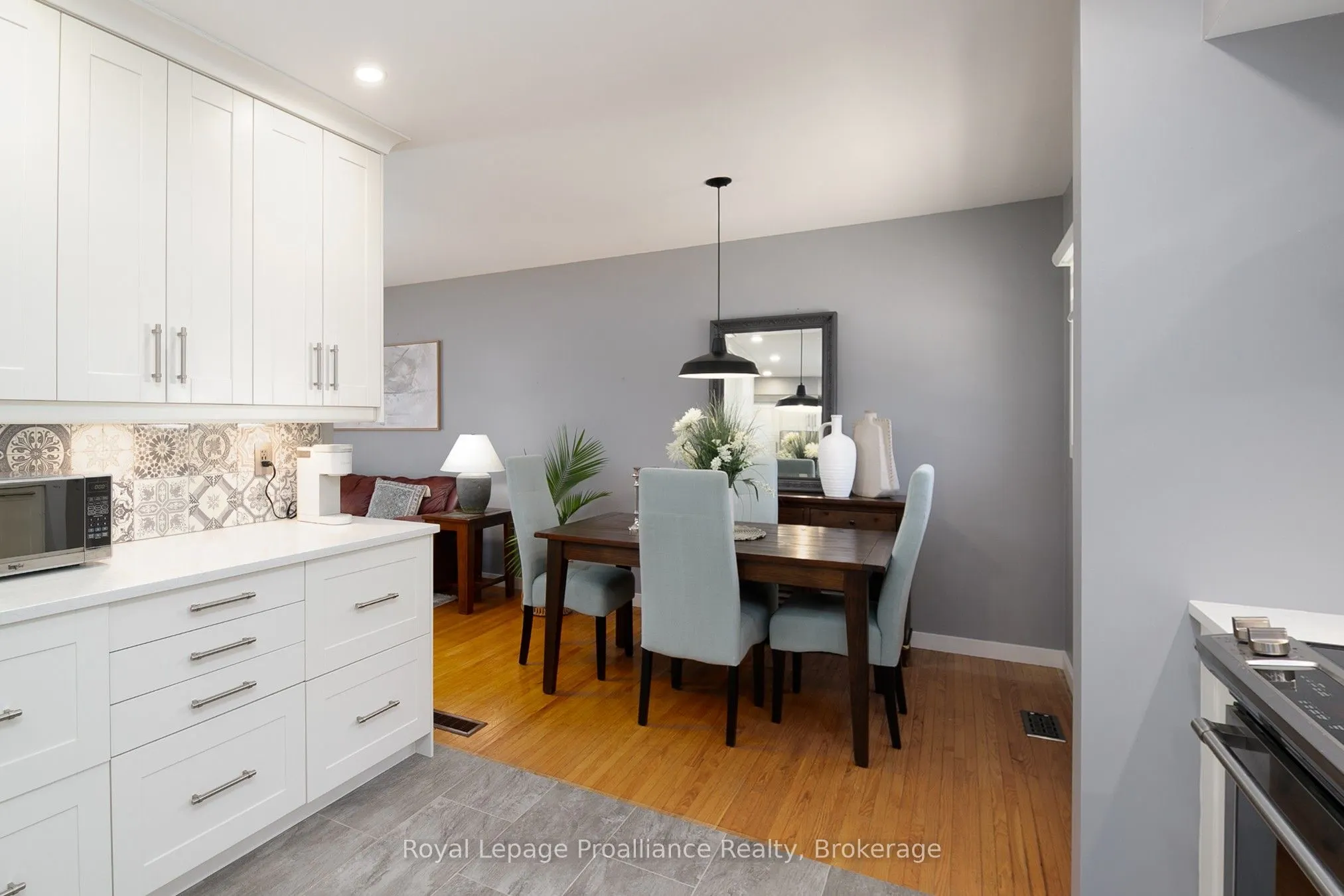 112 Prospect Hill