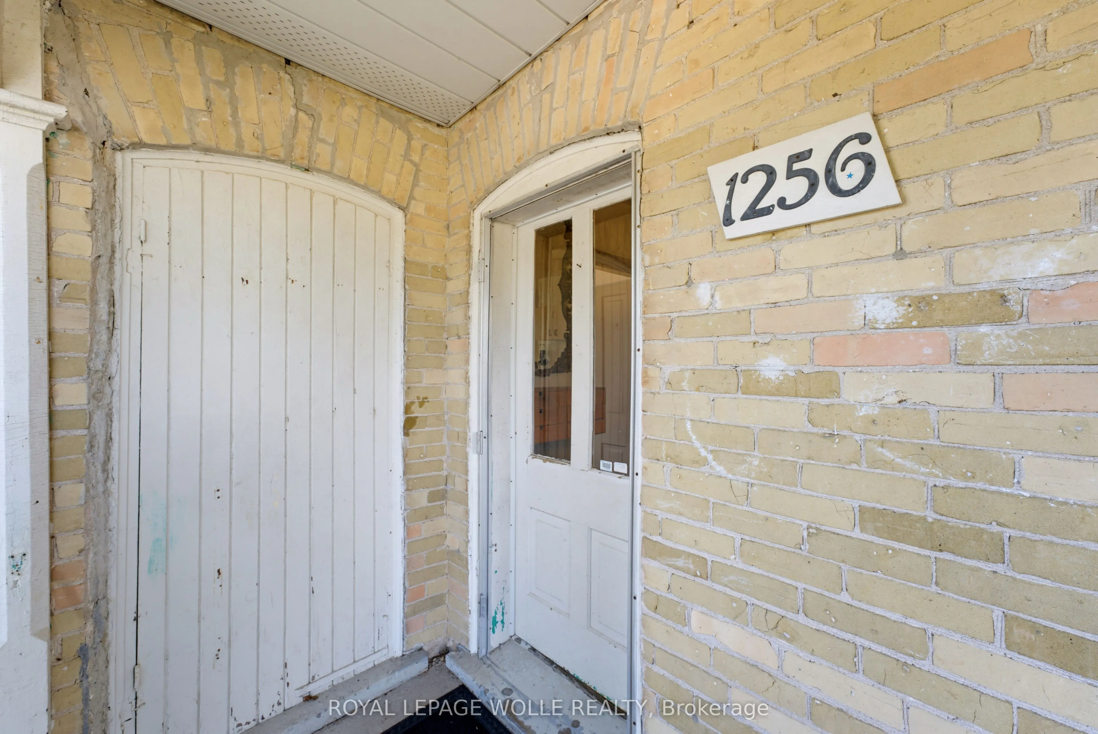 1256 Maryhill Road