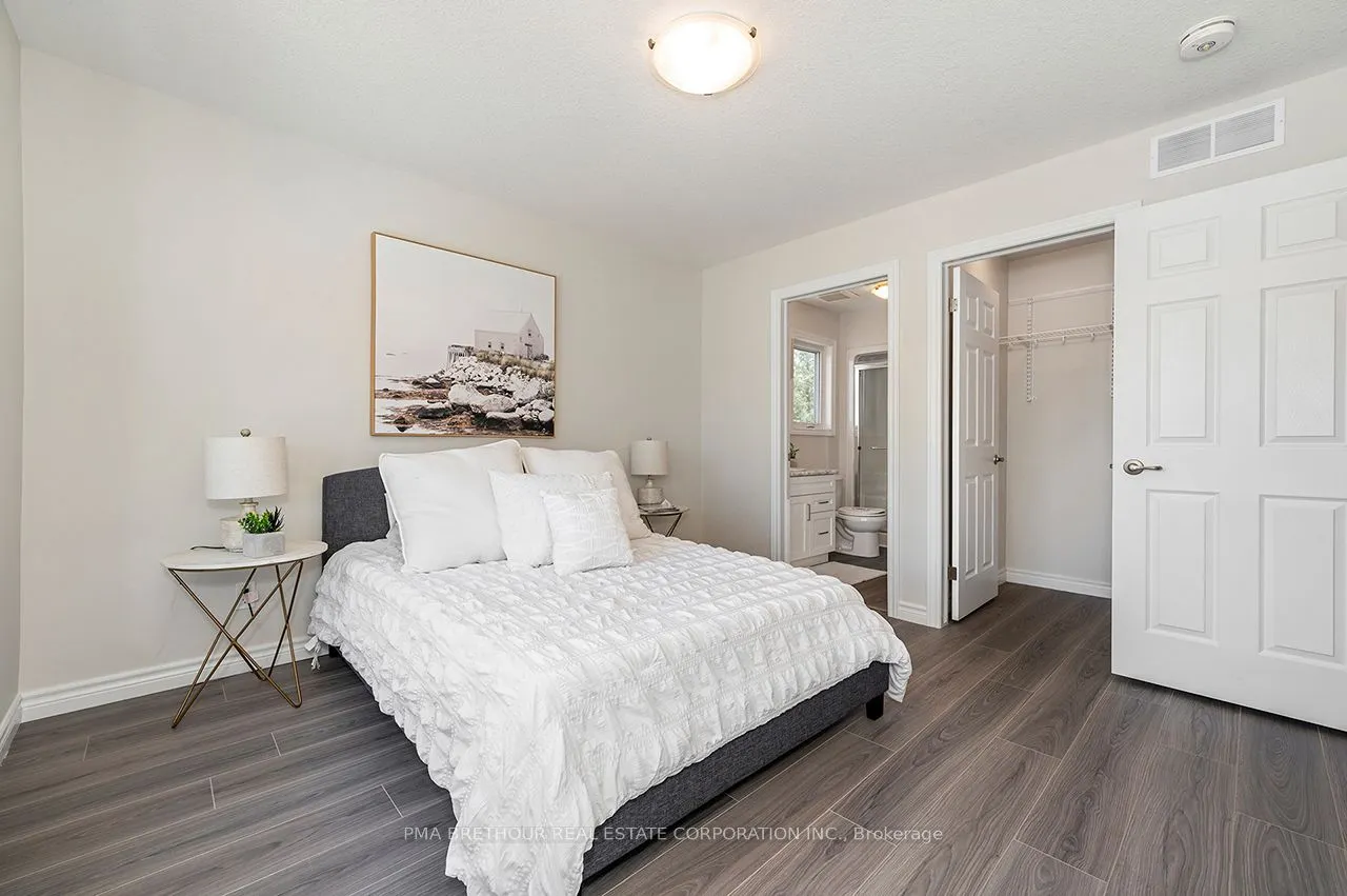 21 Bluffs View Boulevard
