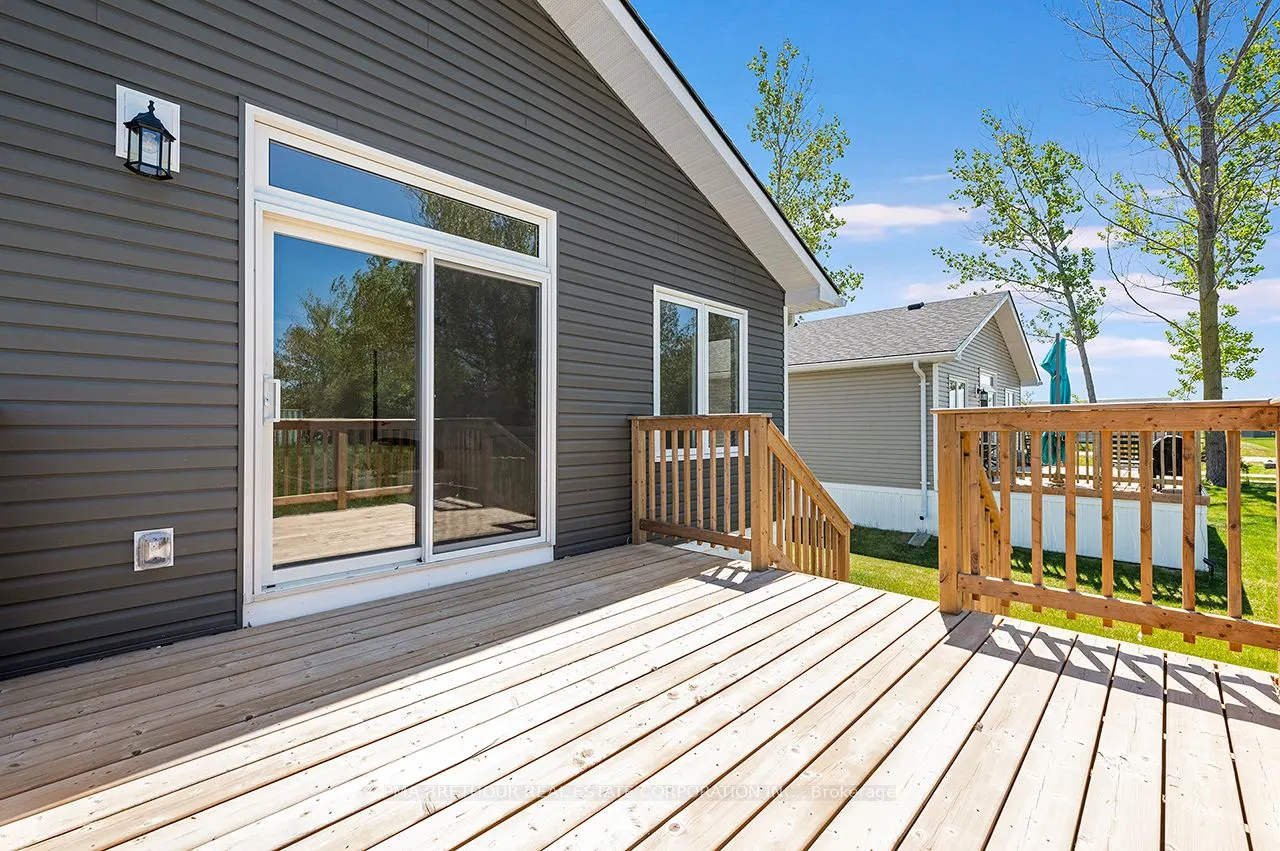 21 Bluffs View Boulevard