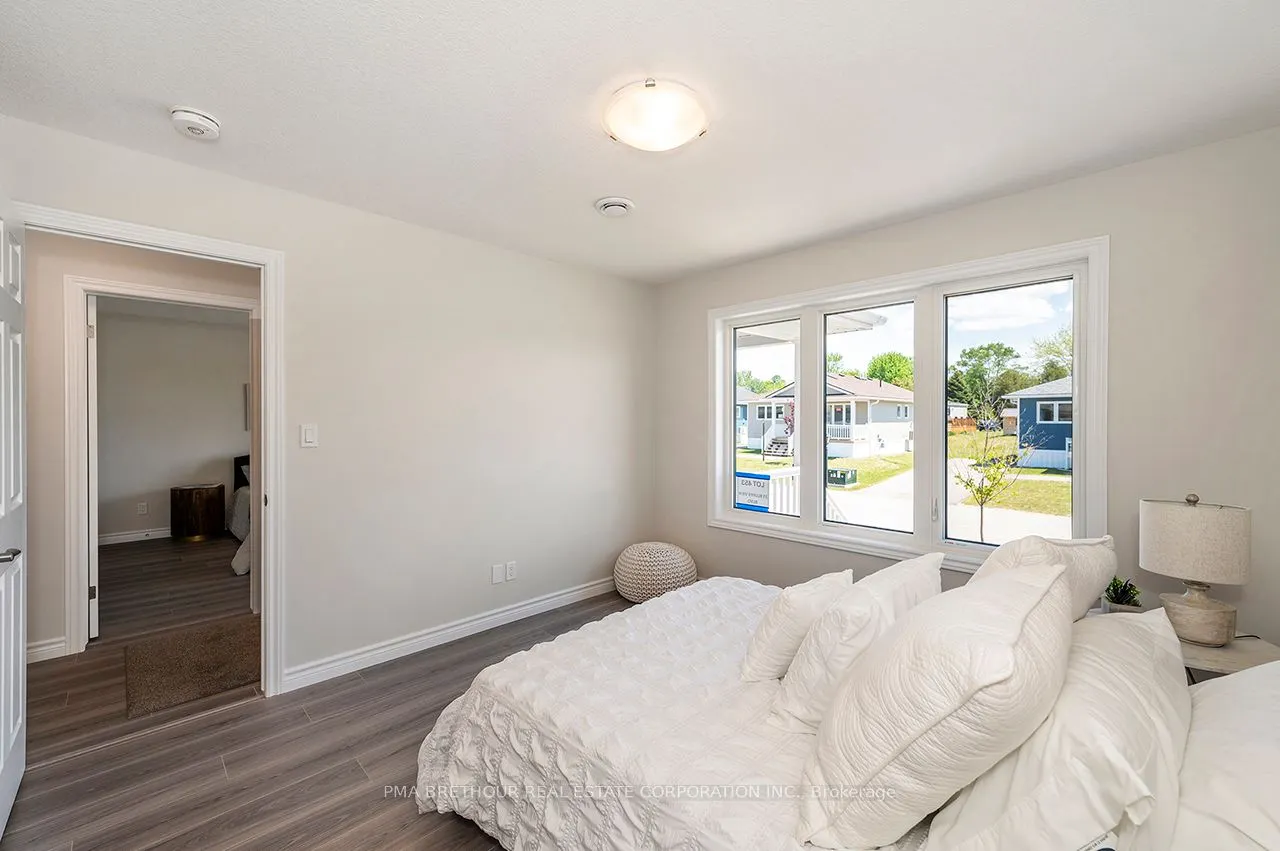 21 Bluffs View Boulevard