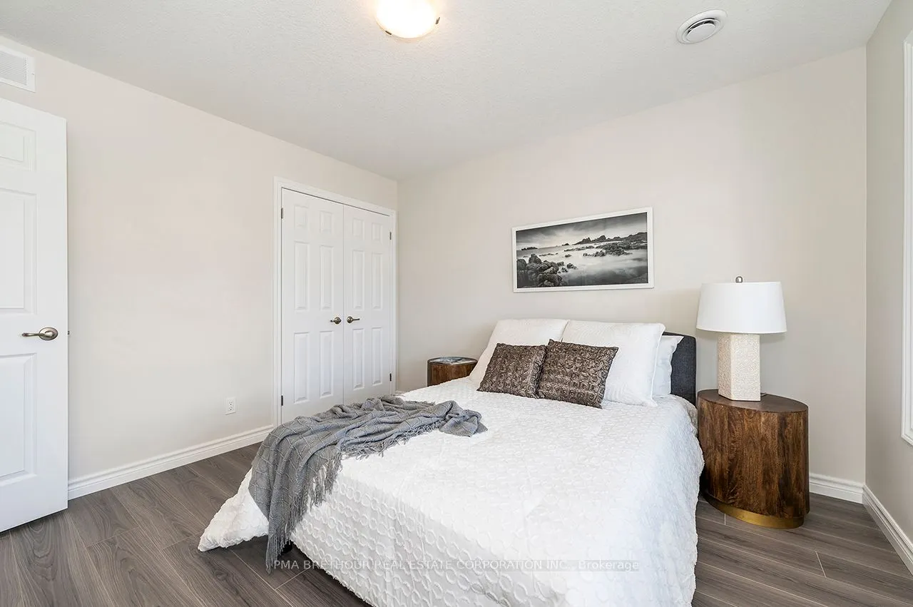 21 Bluffs View Boulevard