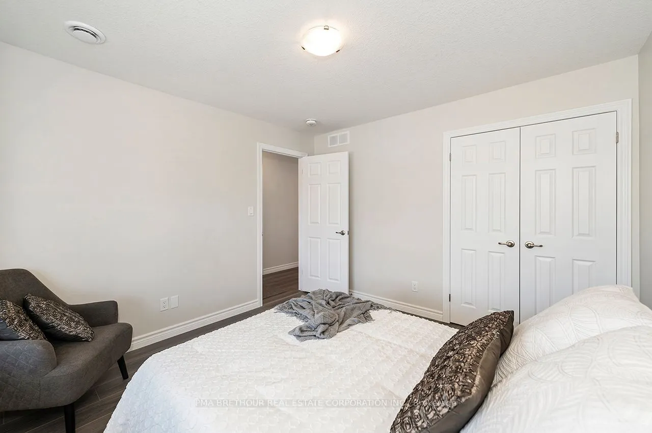 21 Bluffs View Boulevard