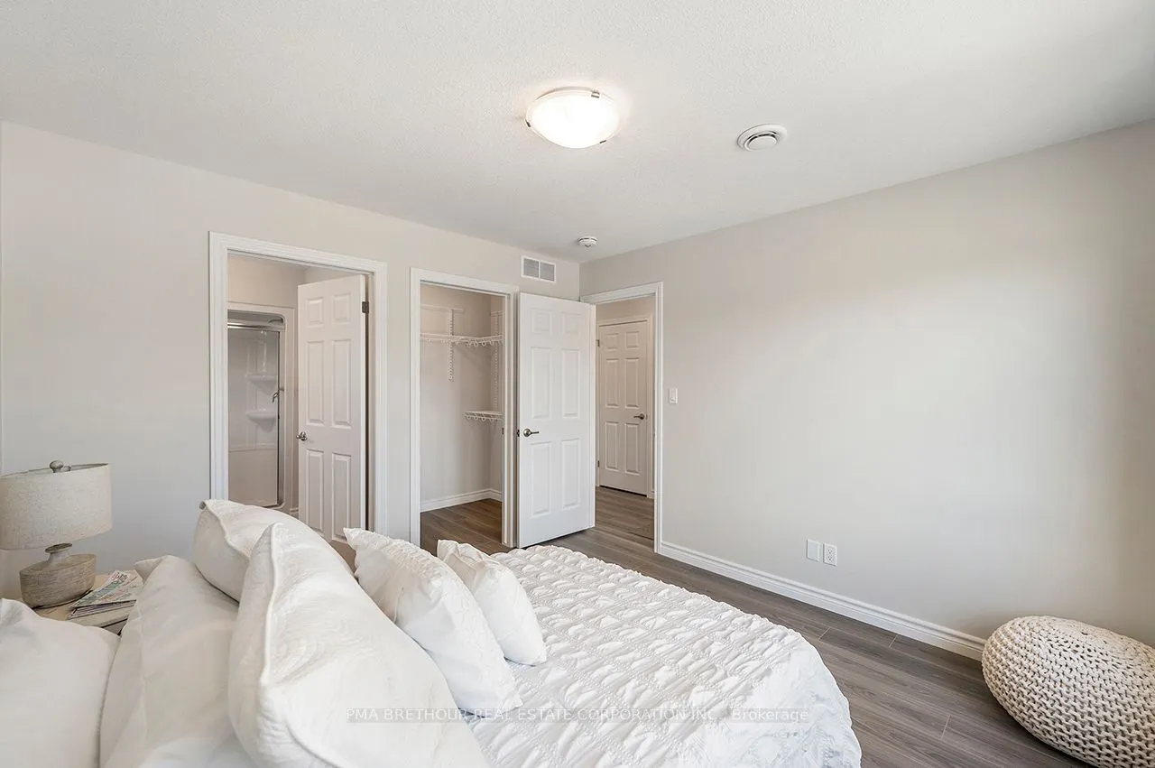 21 Bluffs View Boulevard