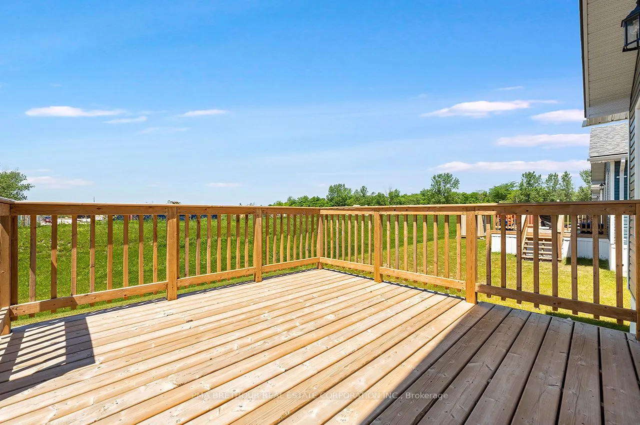 21 Bluffs View Boulevard