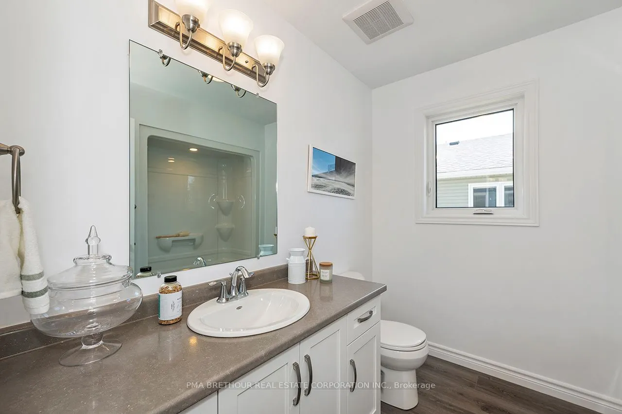 20 Bluffs View Boulevard
