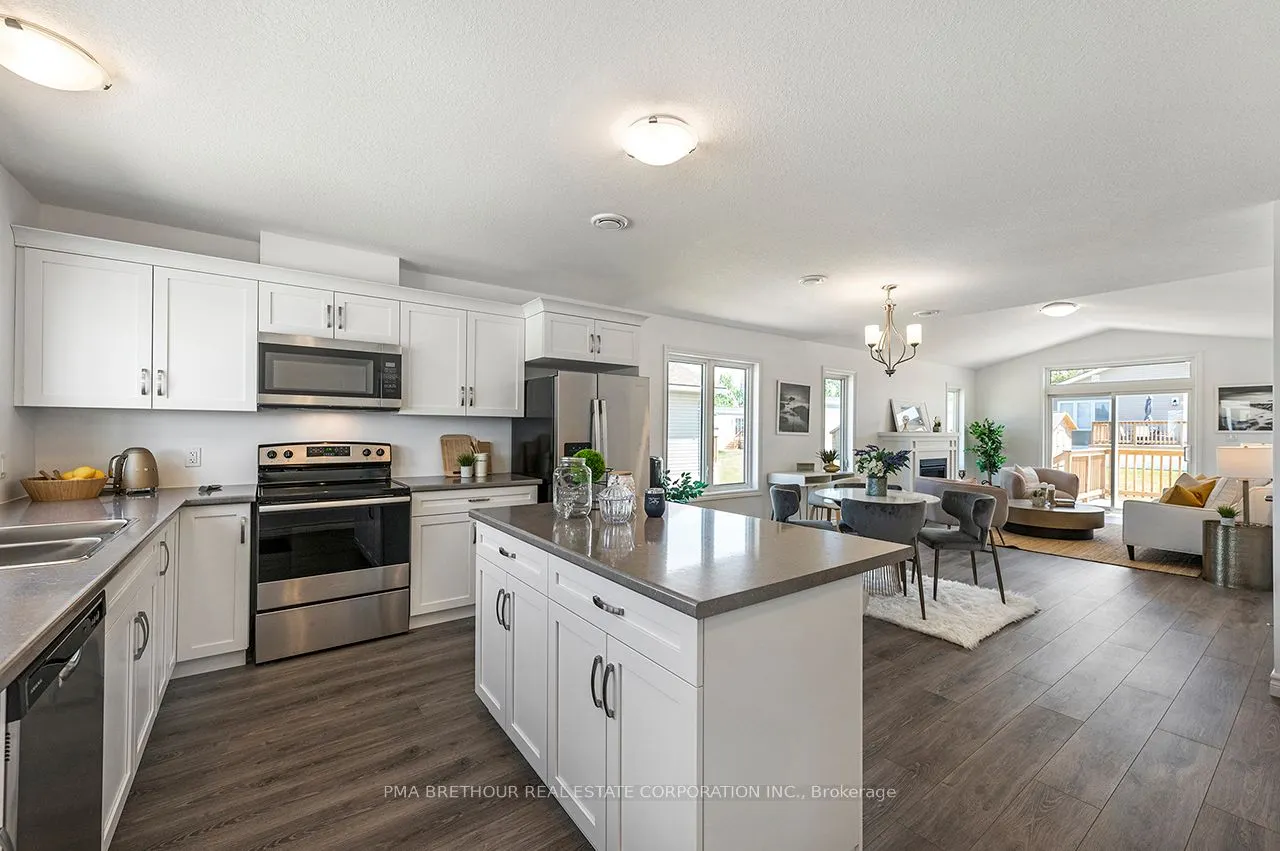 20 Bluffs View Boulevard