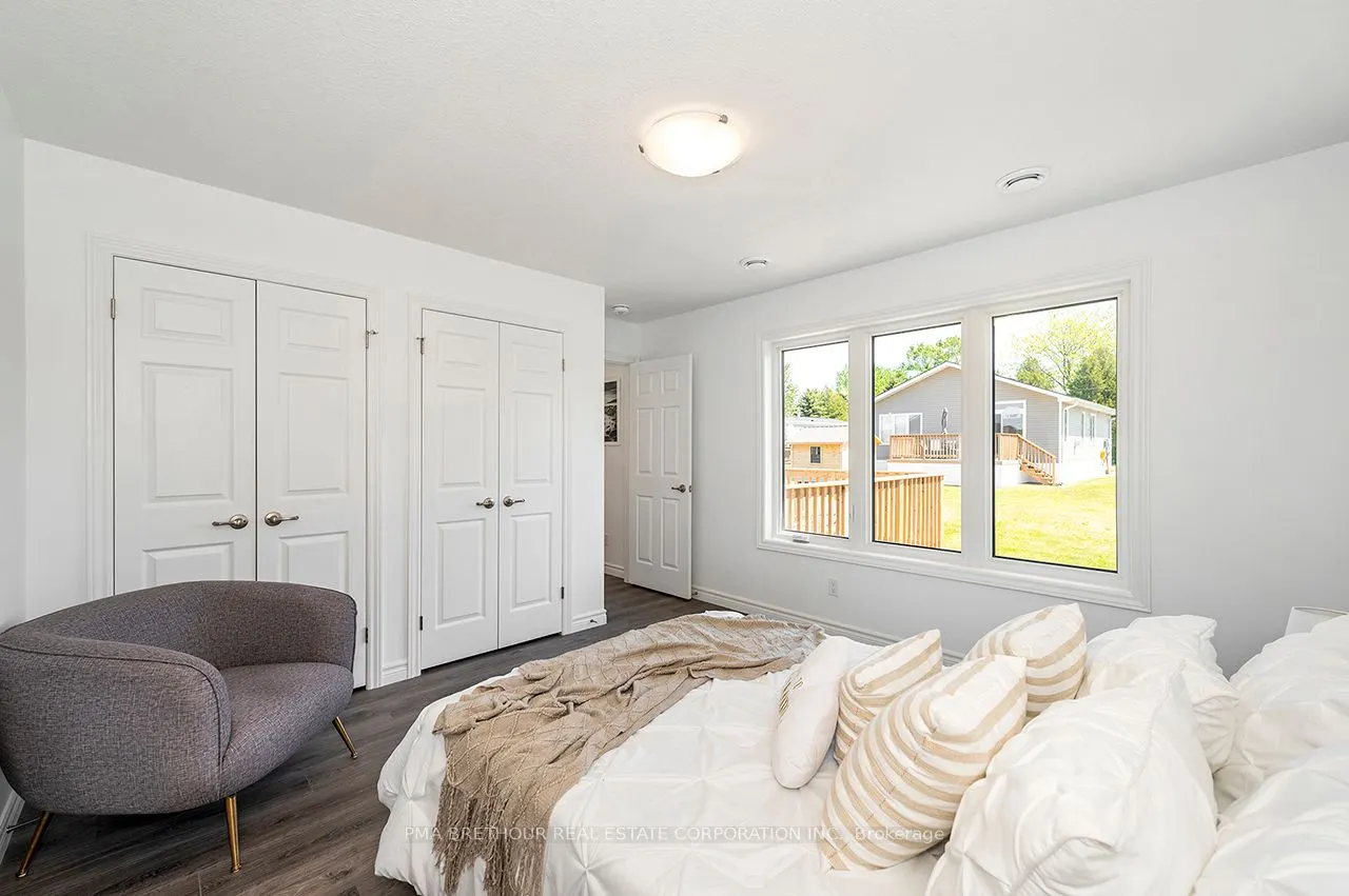 20 Bluffs View Boulevard