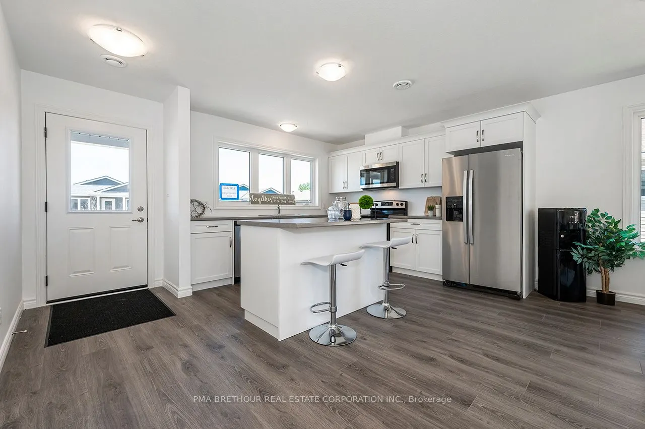 20 Bluffs View Boulevard