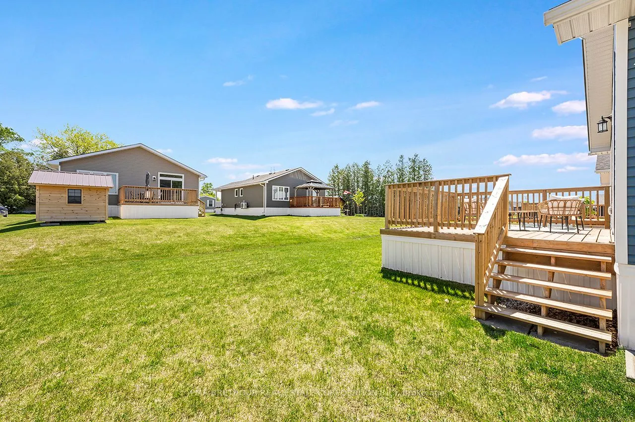 20 Bluffs View Boulevard