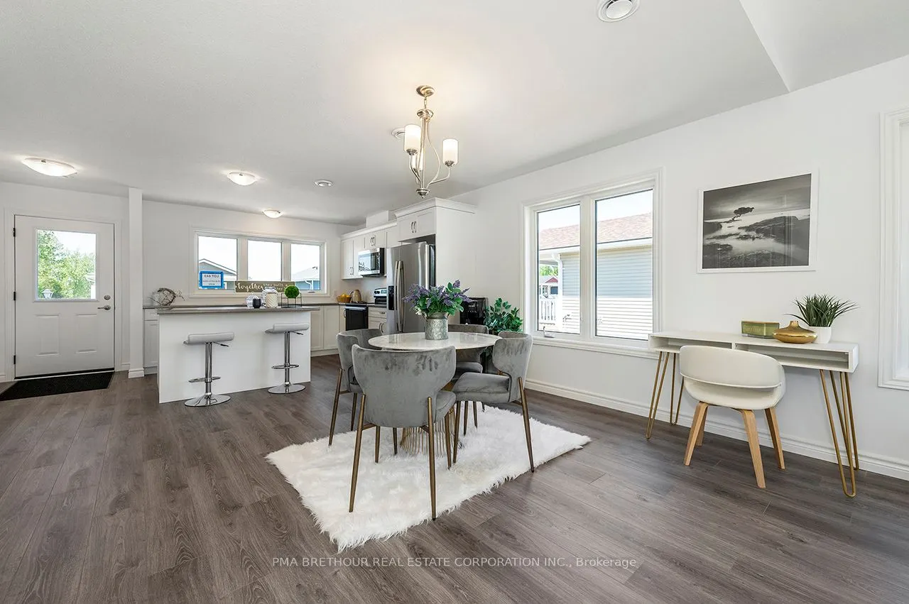 20 Bluffs View Boulevard