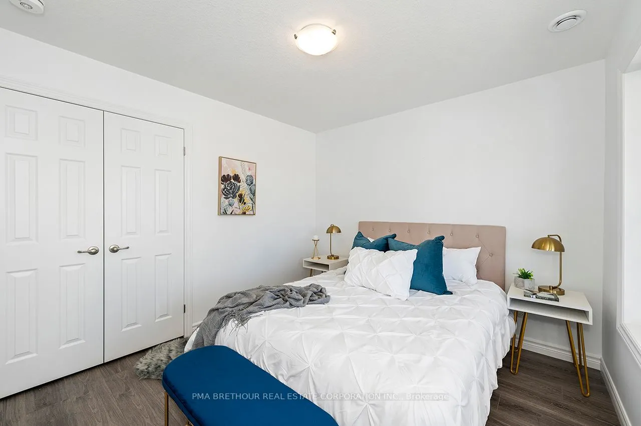 20 Bluffs View Boulevard