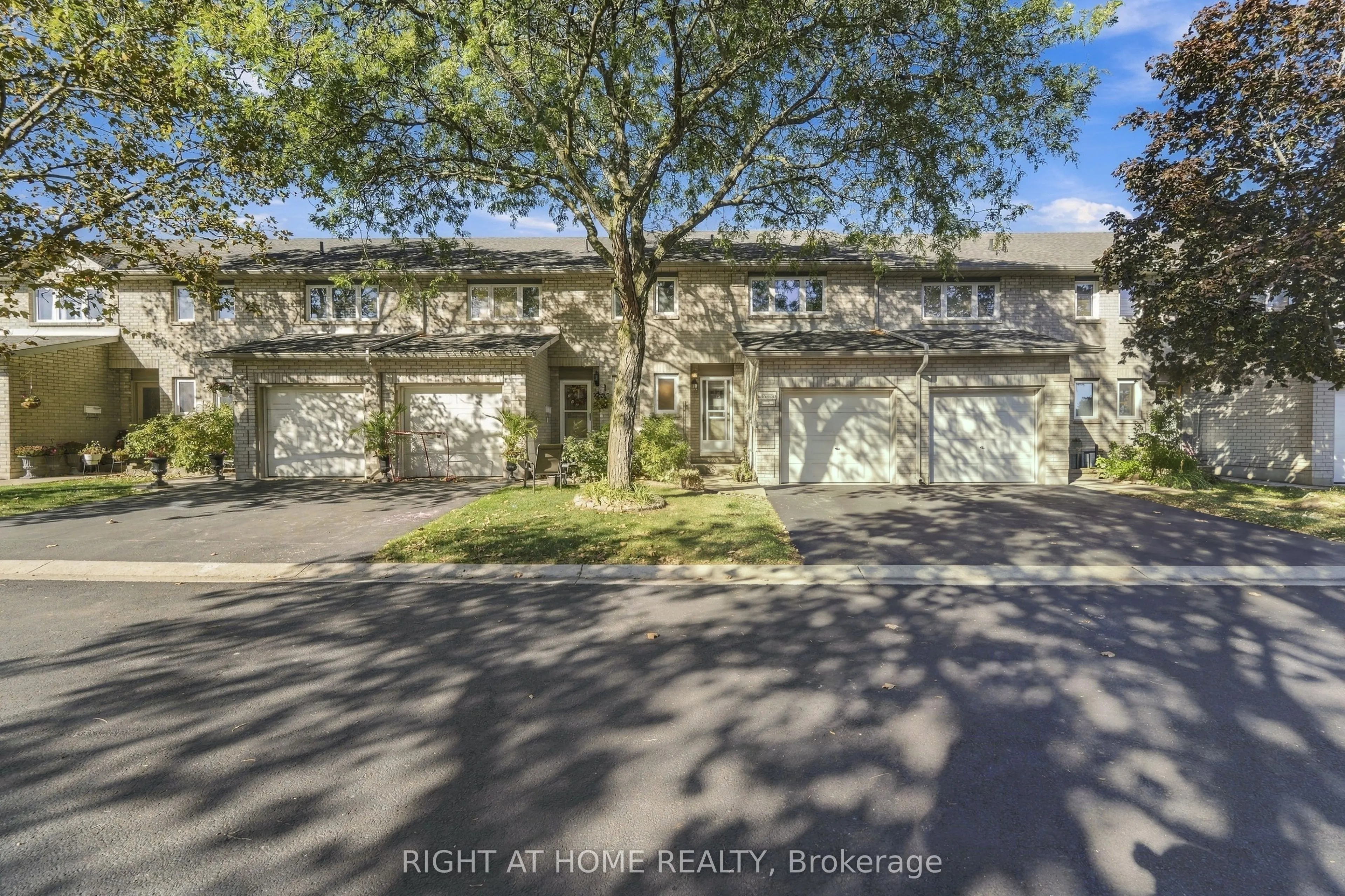 591 Eighth E #13