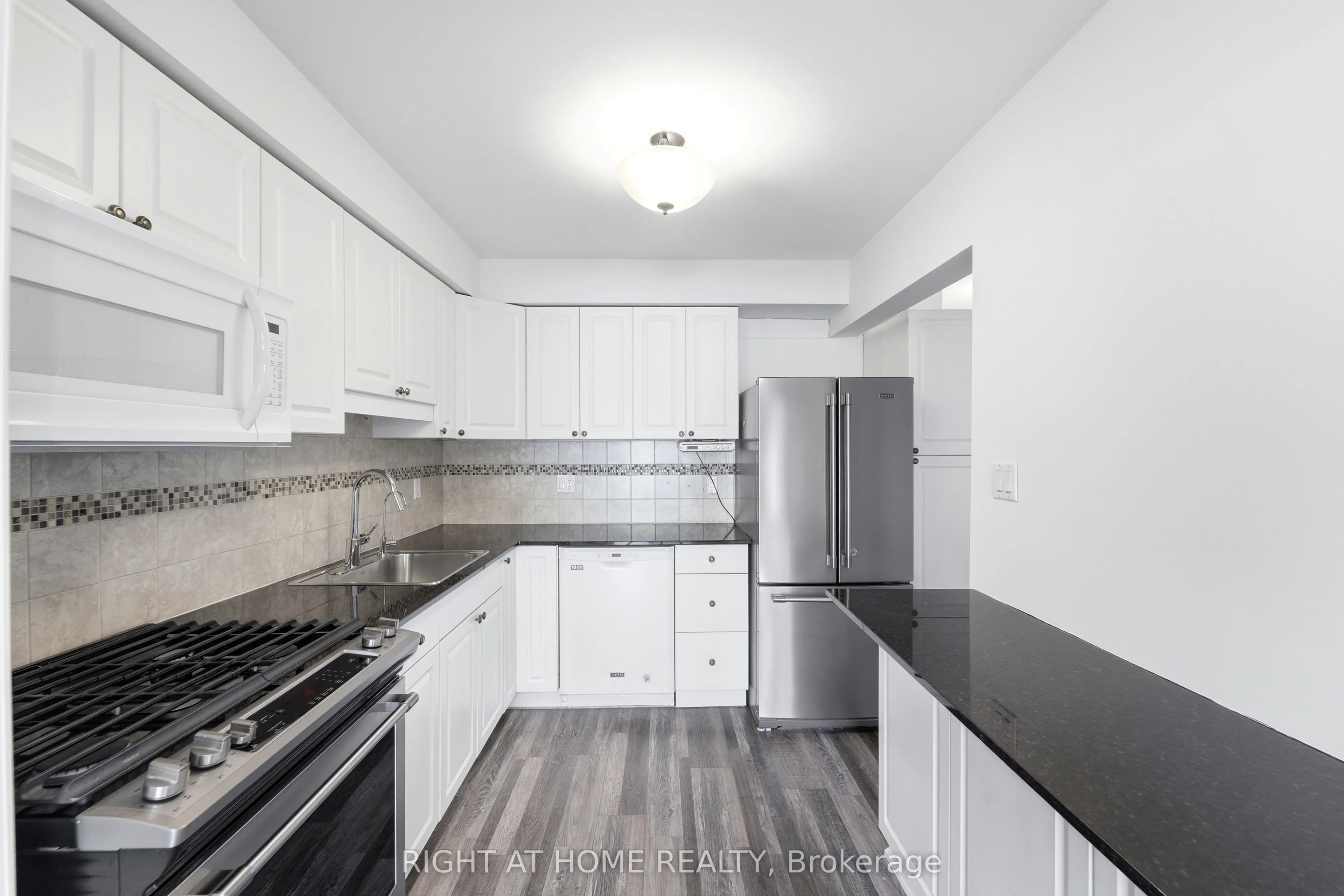 591 Eighth E #13