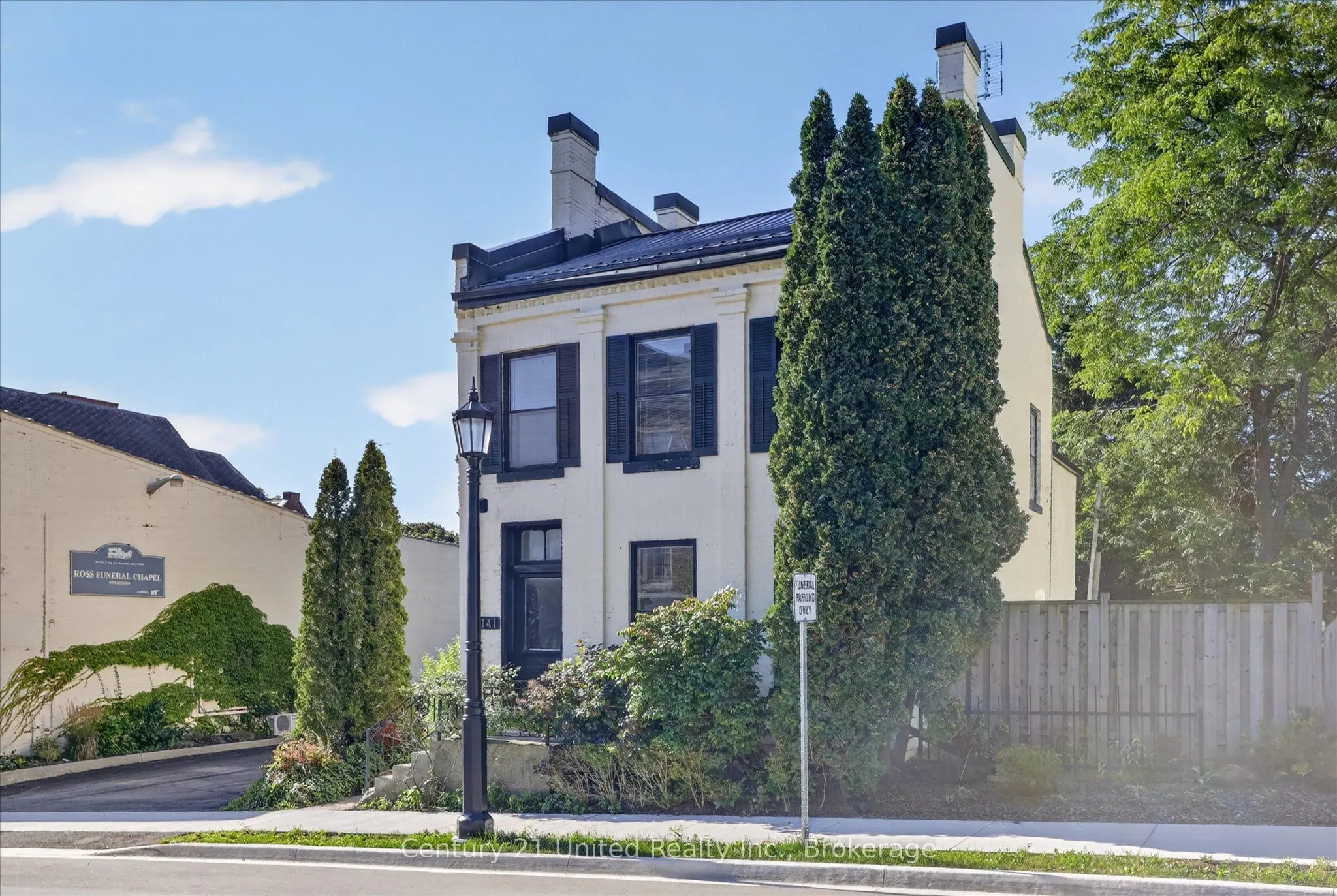 141 Walton Street