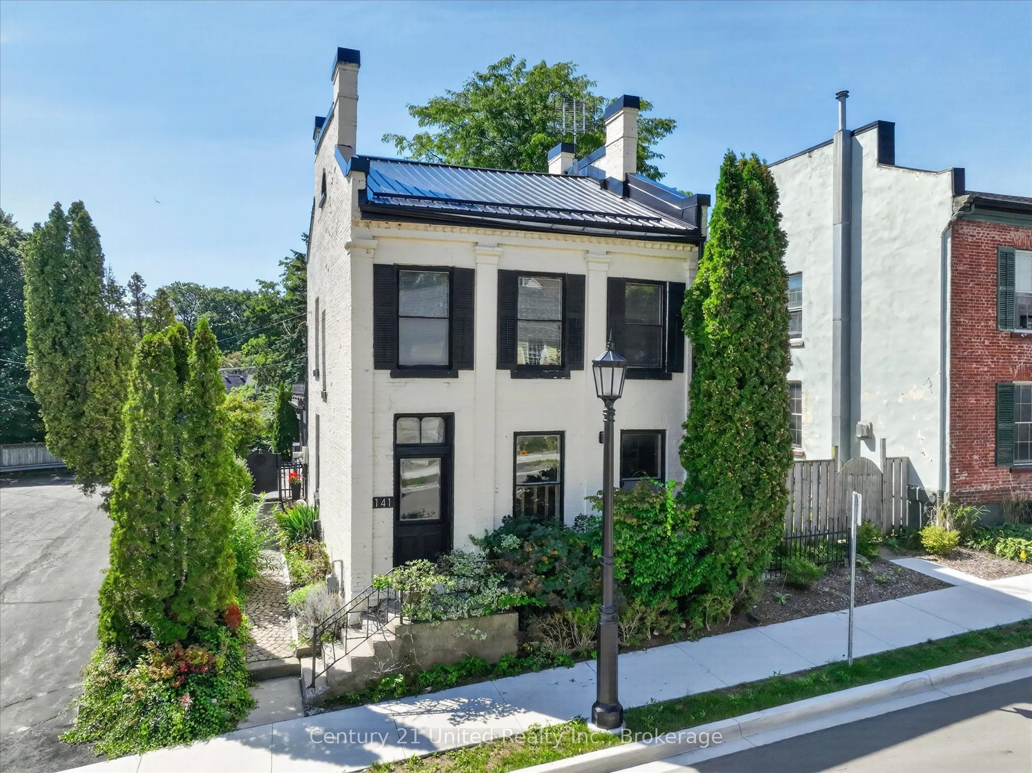141 Walton Street