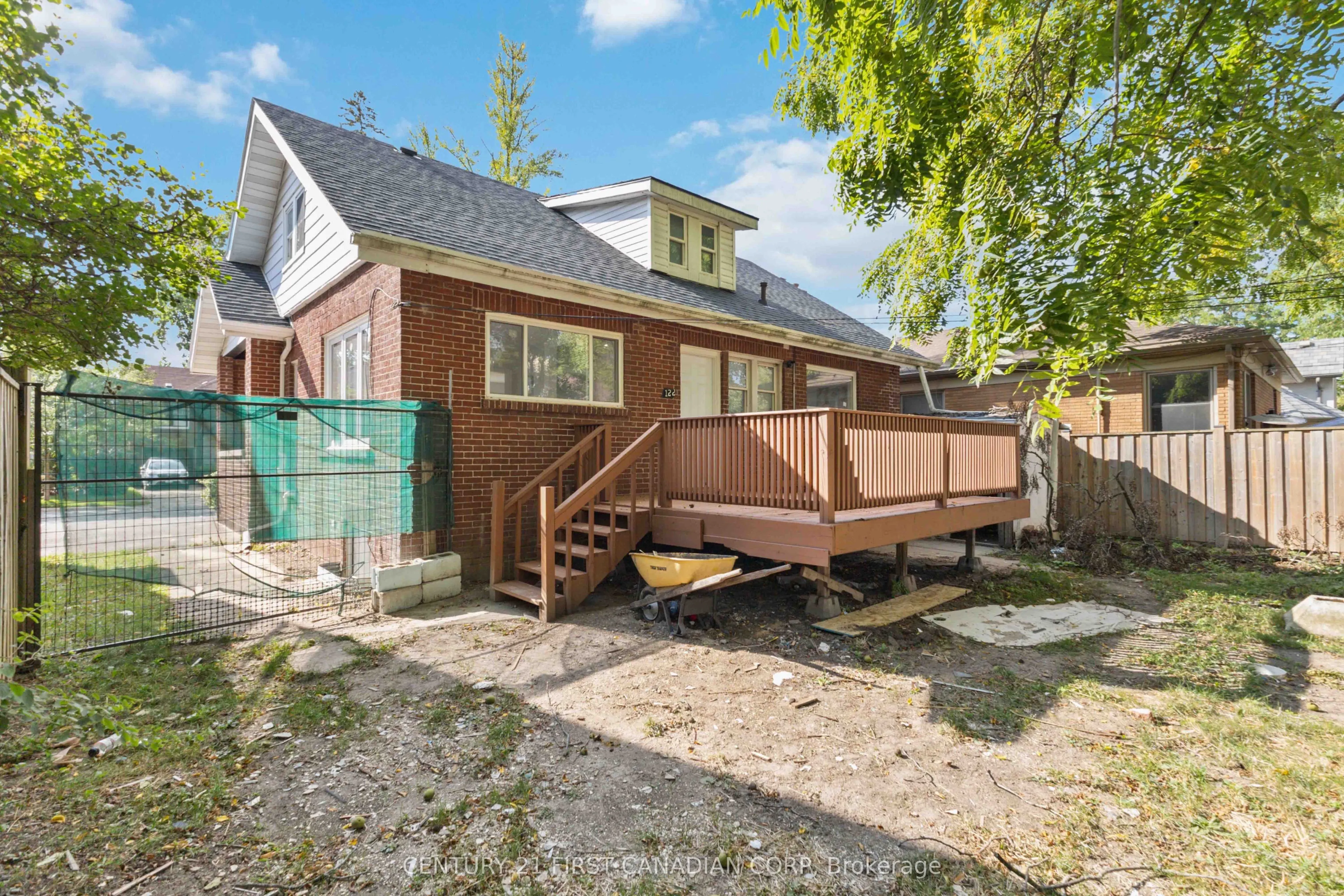122 Windsor Crescent #Main