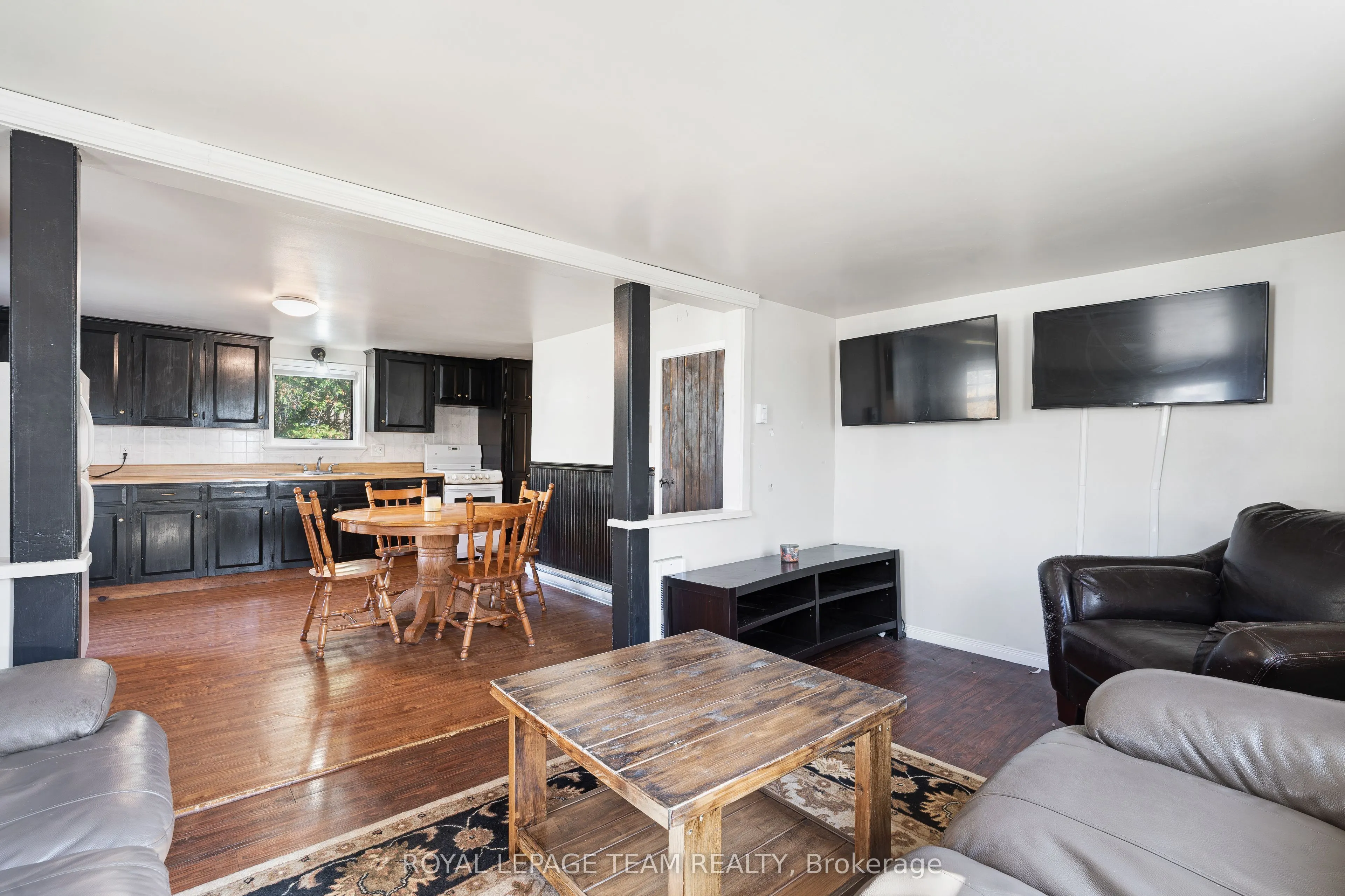 29 David St Street