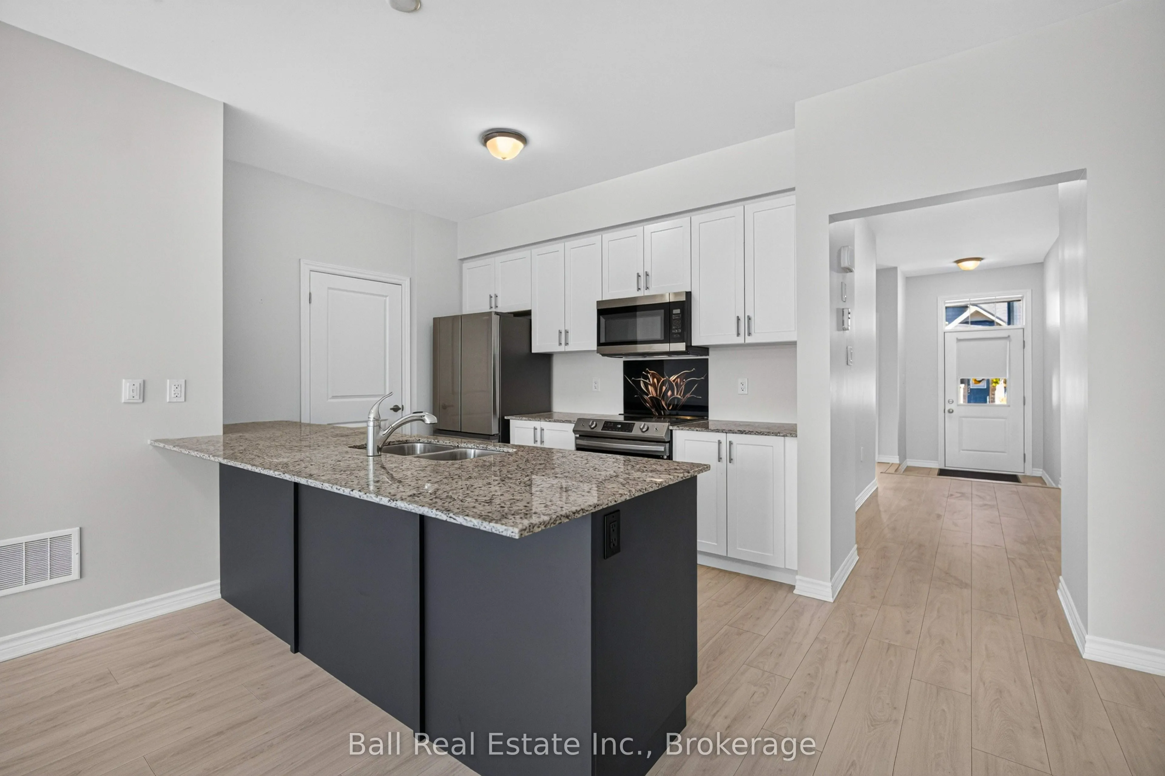 17 Lakewood Crescent #26