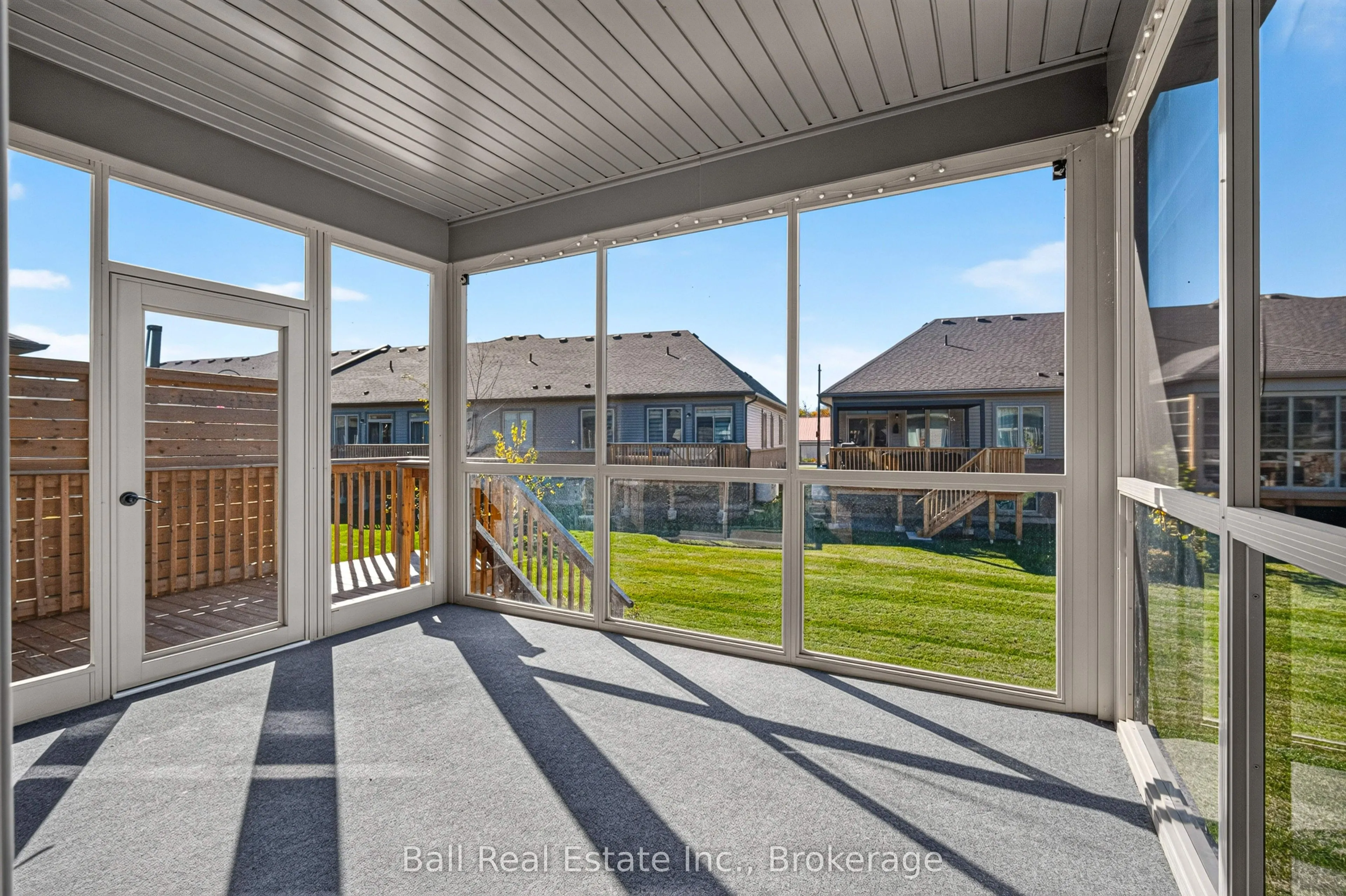 17 Lakewood Crescent #26