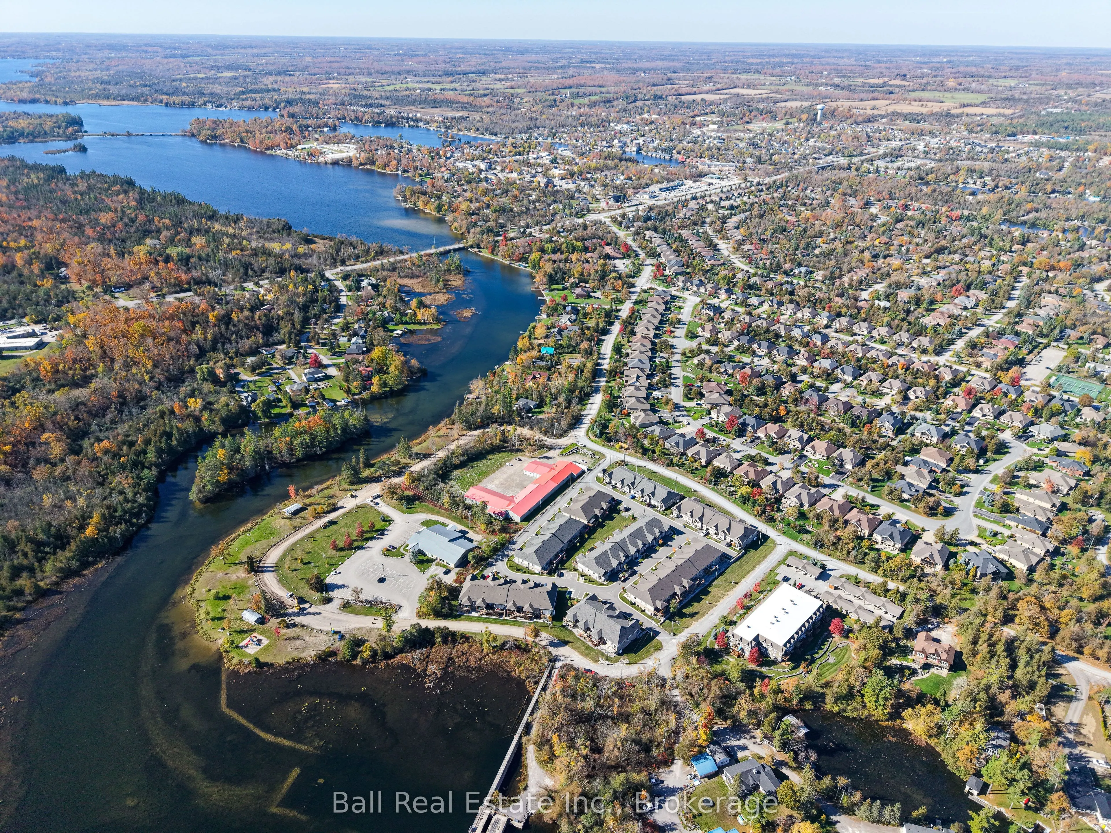 17 Lakewood Crescent #26