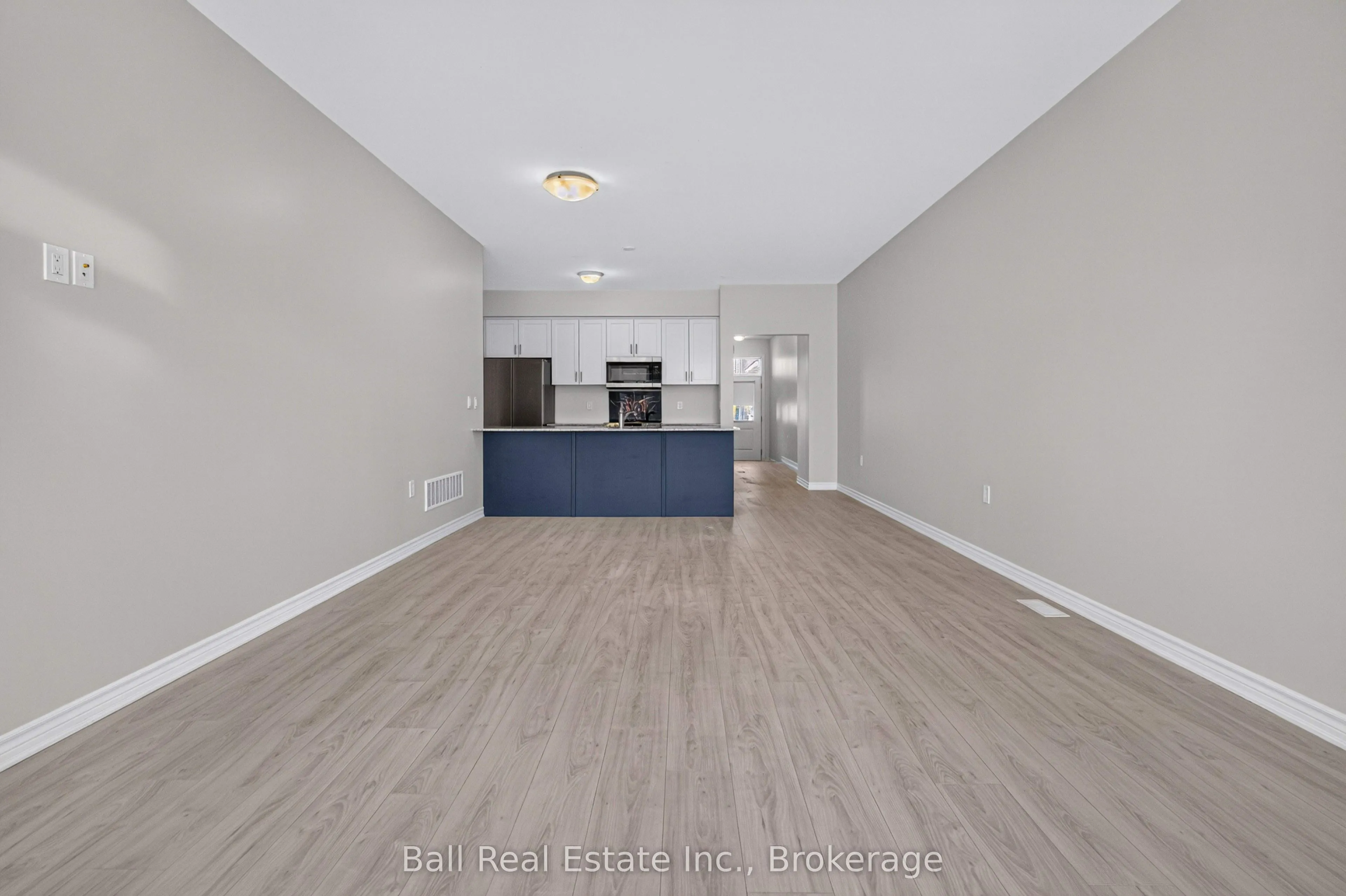 17 Lakewood Crescent #26
