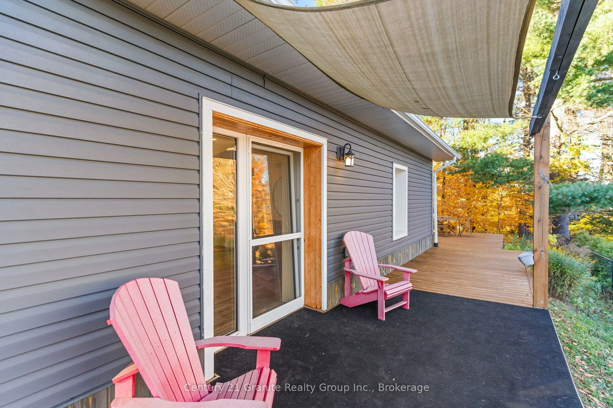 9 Highland Gate Boulevard