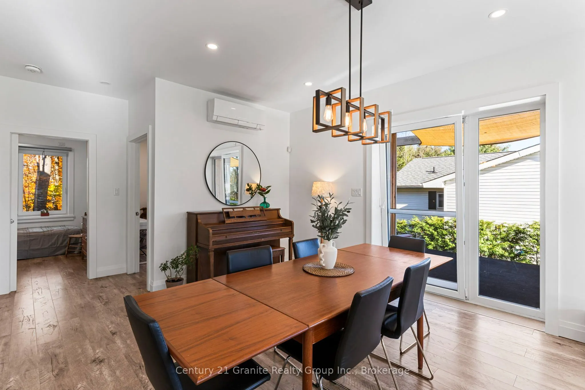 9 Highland Gate Boulevard
