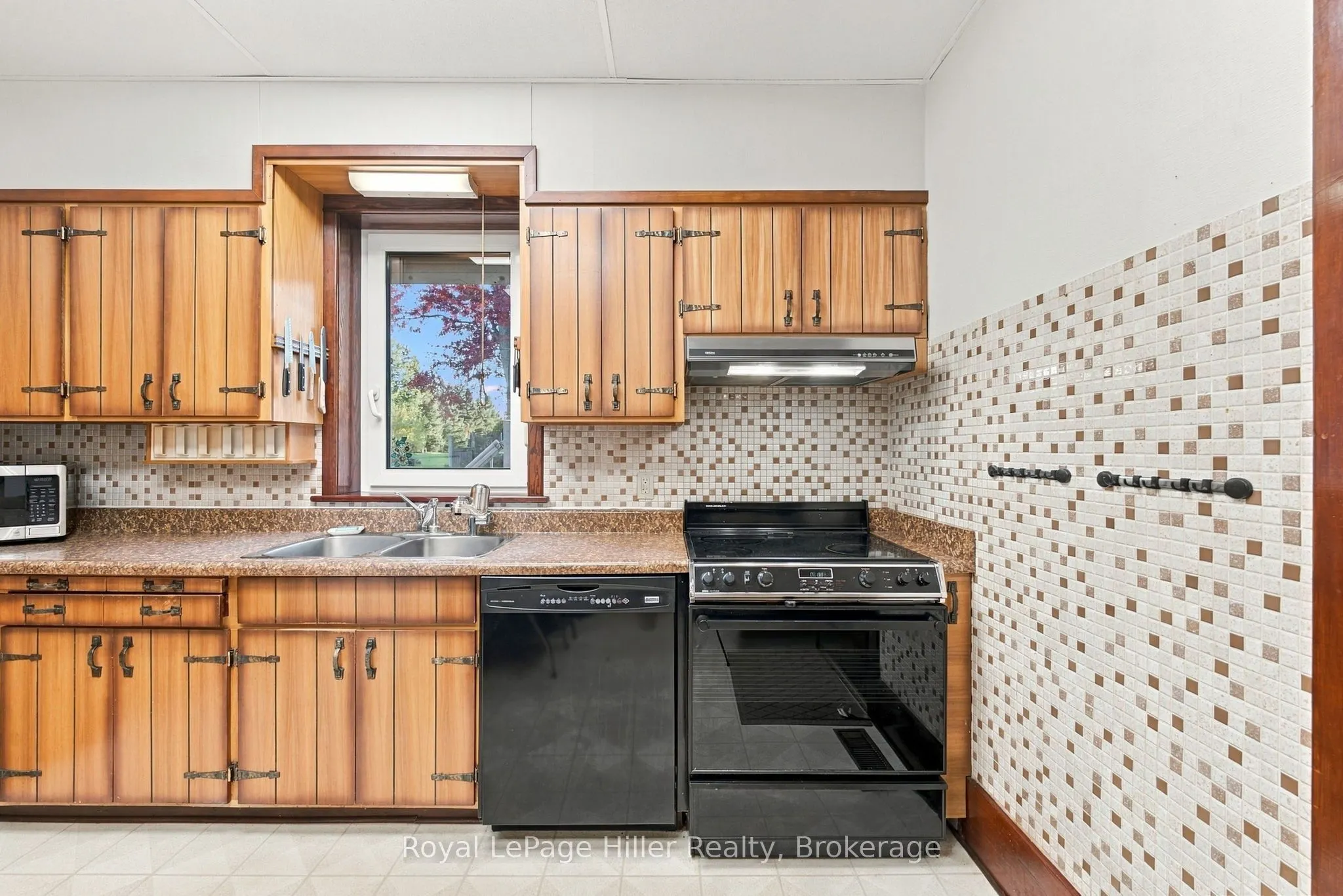 175 Huron Road