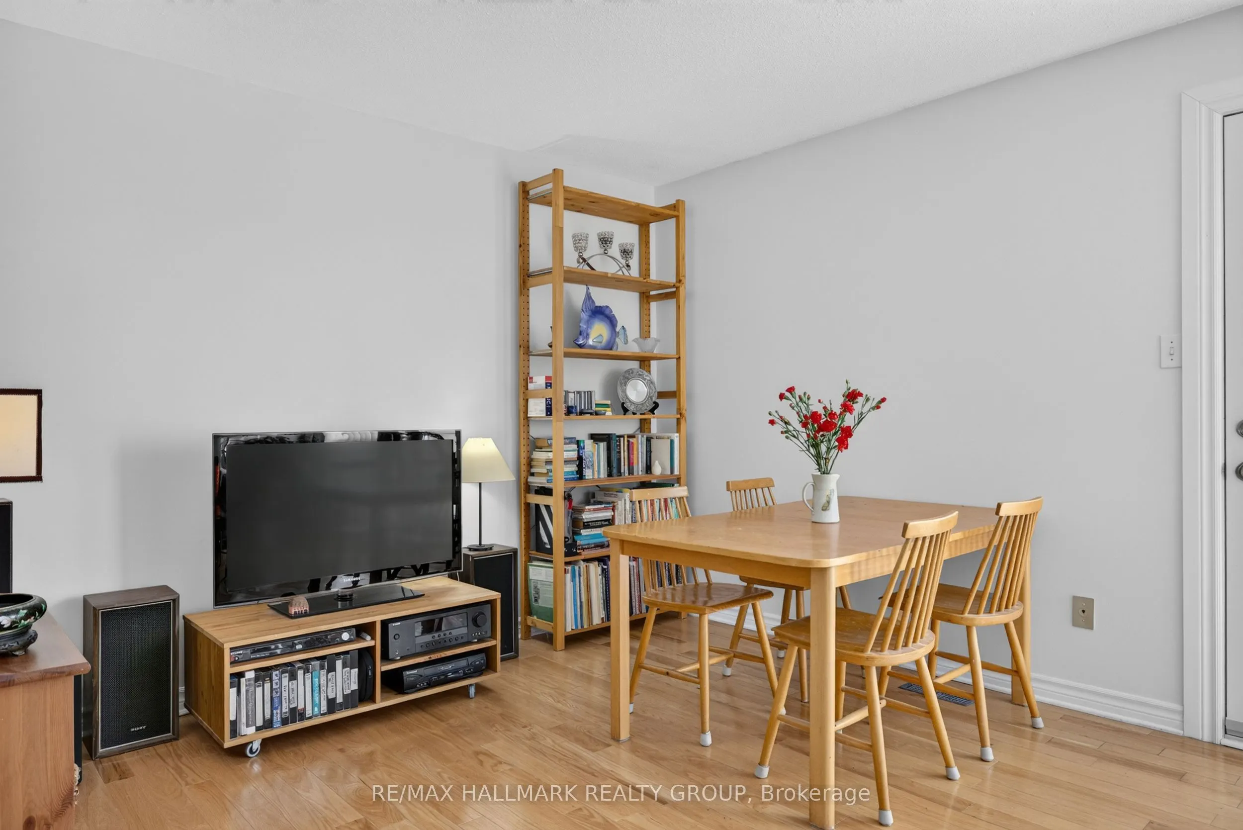 163 McClintock Way #37
